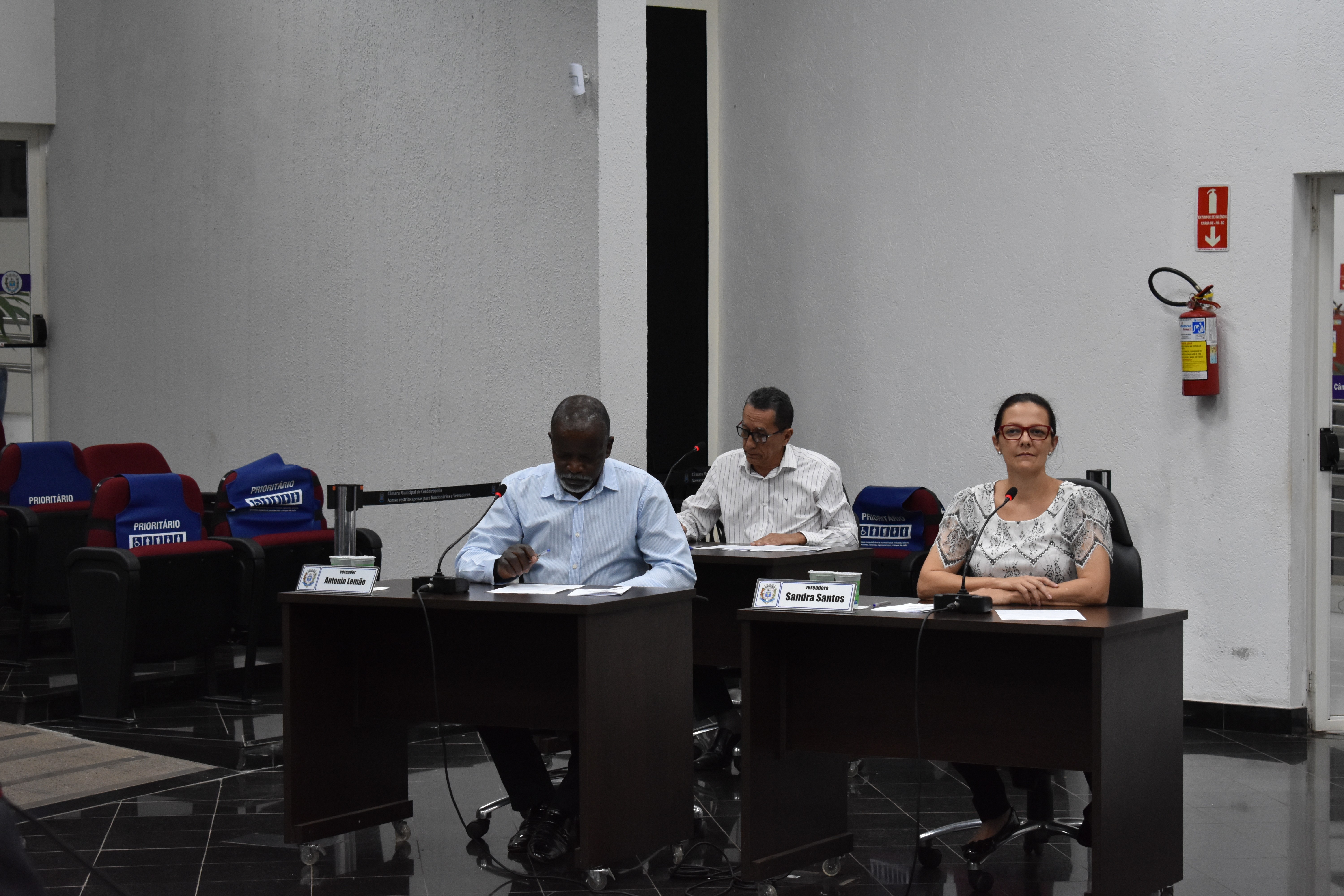 Visualize fotos 32ª Sessão Ordinária 2019