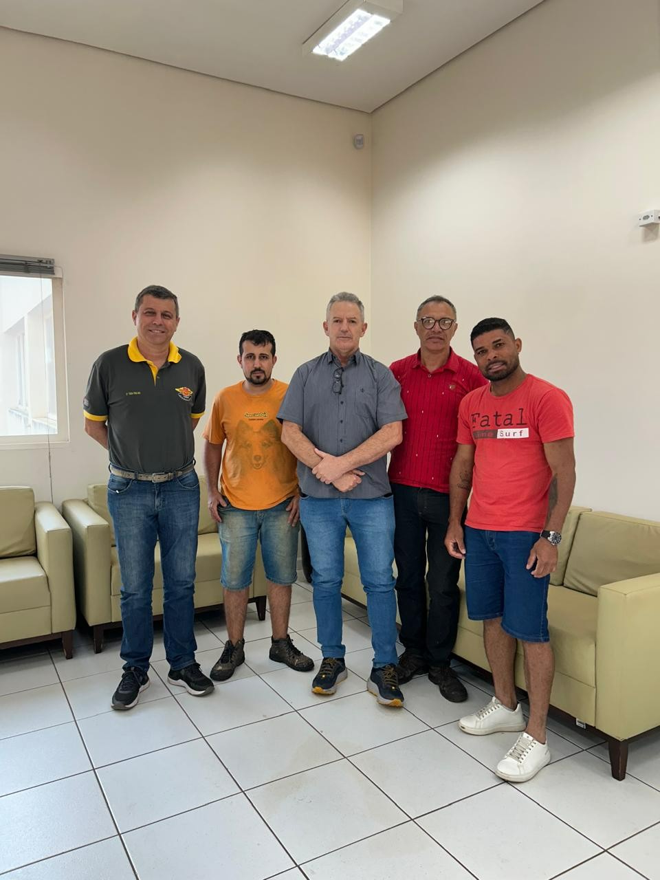 Presidente da Câmara se reúne com comerciantes da Rua José Firmino para tratar sobre segurança