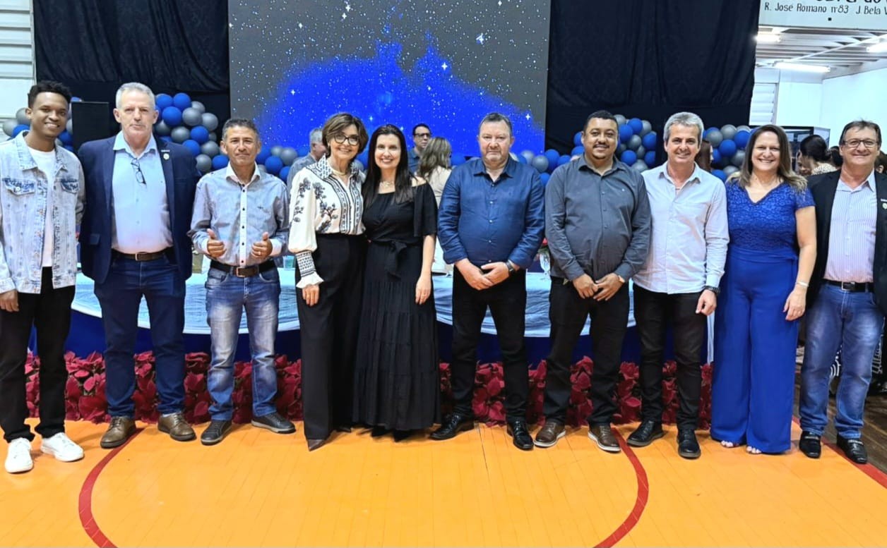 Formatura dos 5º anos reúne comunidade e destaca a força da educação pública