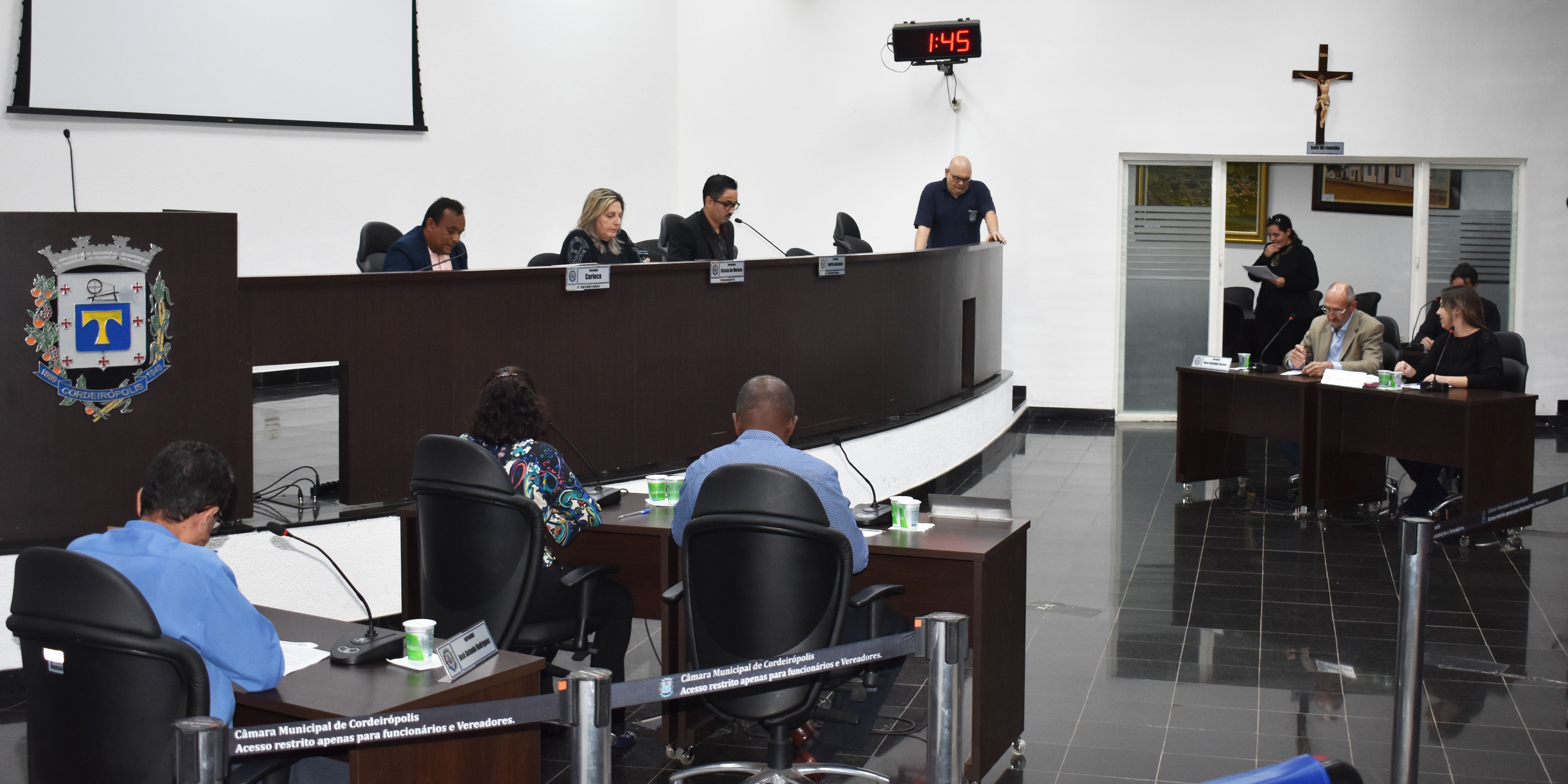 Imagem da notícia: Câmara aprova a criação do "Passe Emprego"