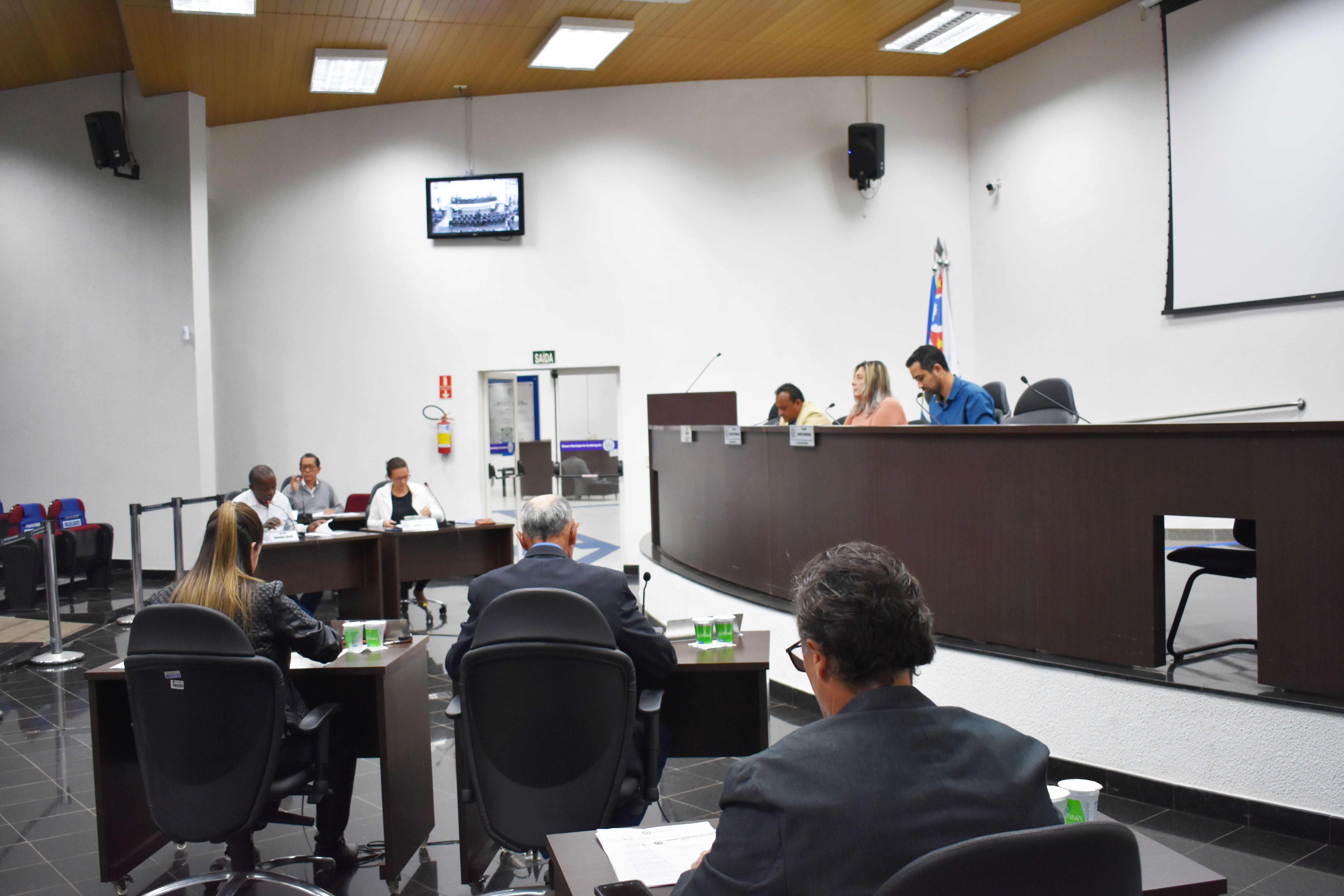 Imagem da notícia: Vereadores fazem indicações para benfeitorias em bairros