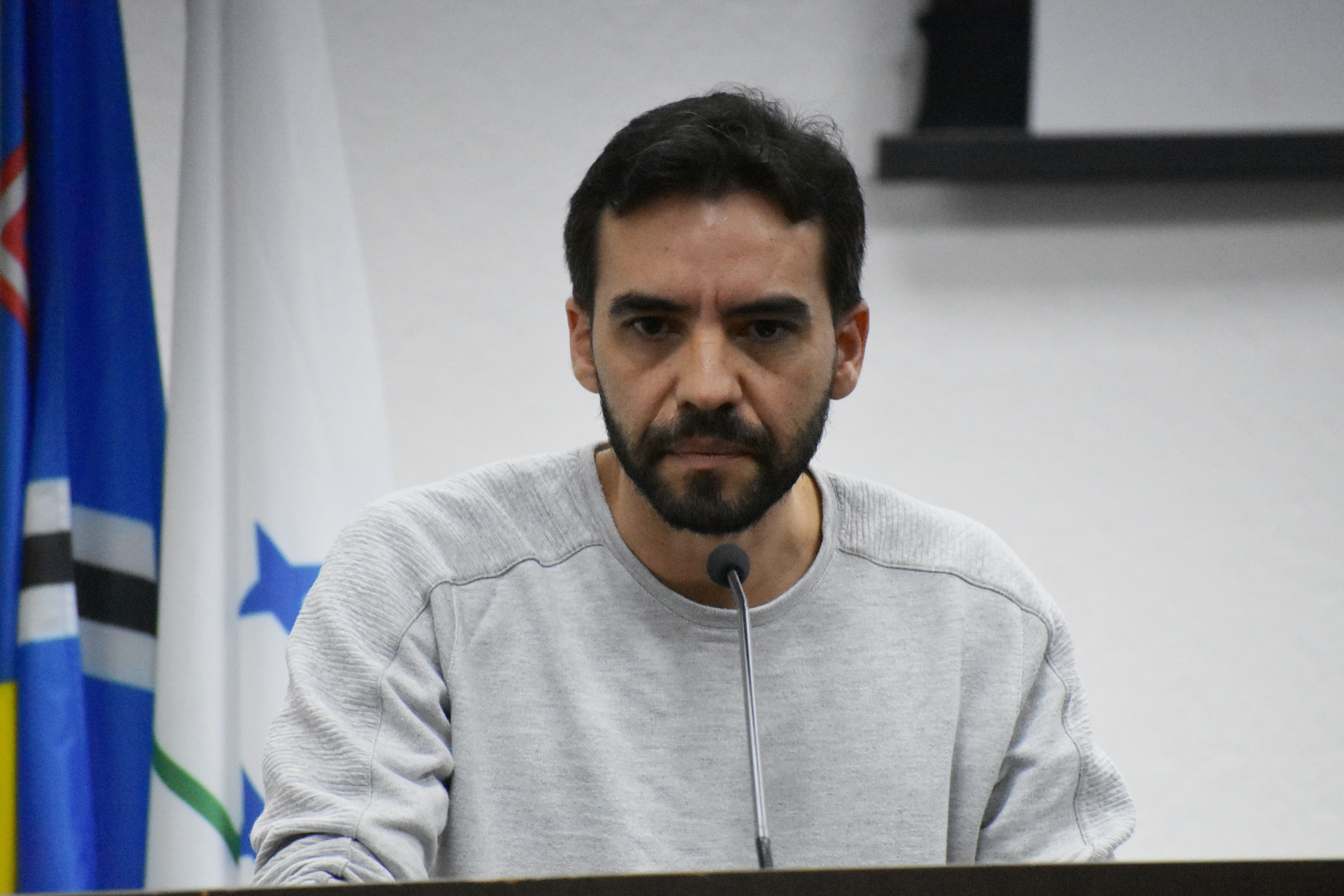 Imagem da notícia: Secretário de Meio Ambiente usa Tribuna Livre para explanar os projetos das nascentes