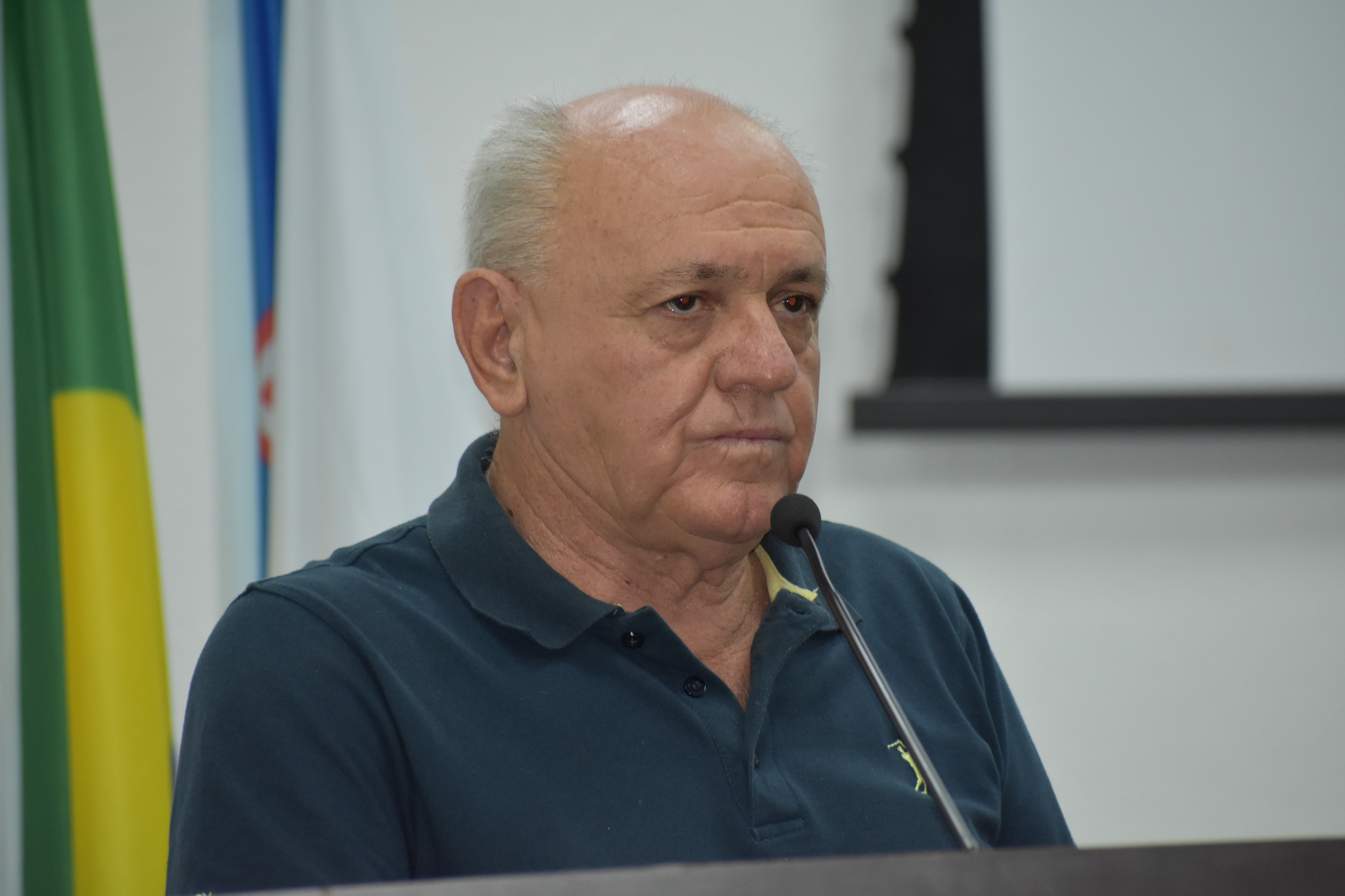 Imagem da notícia: Munícipe usa Tribuna Livre para homenagear  professores