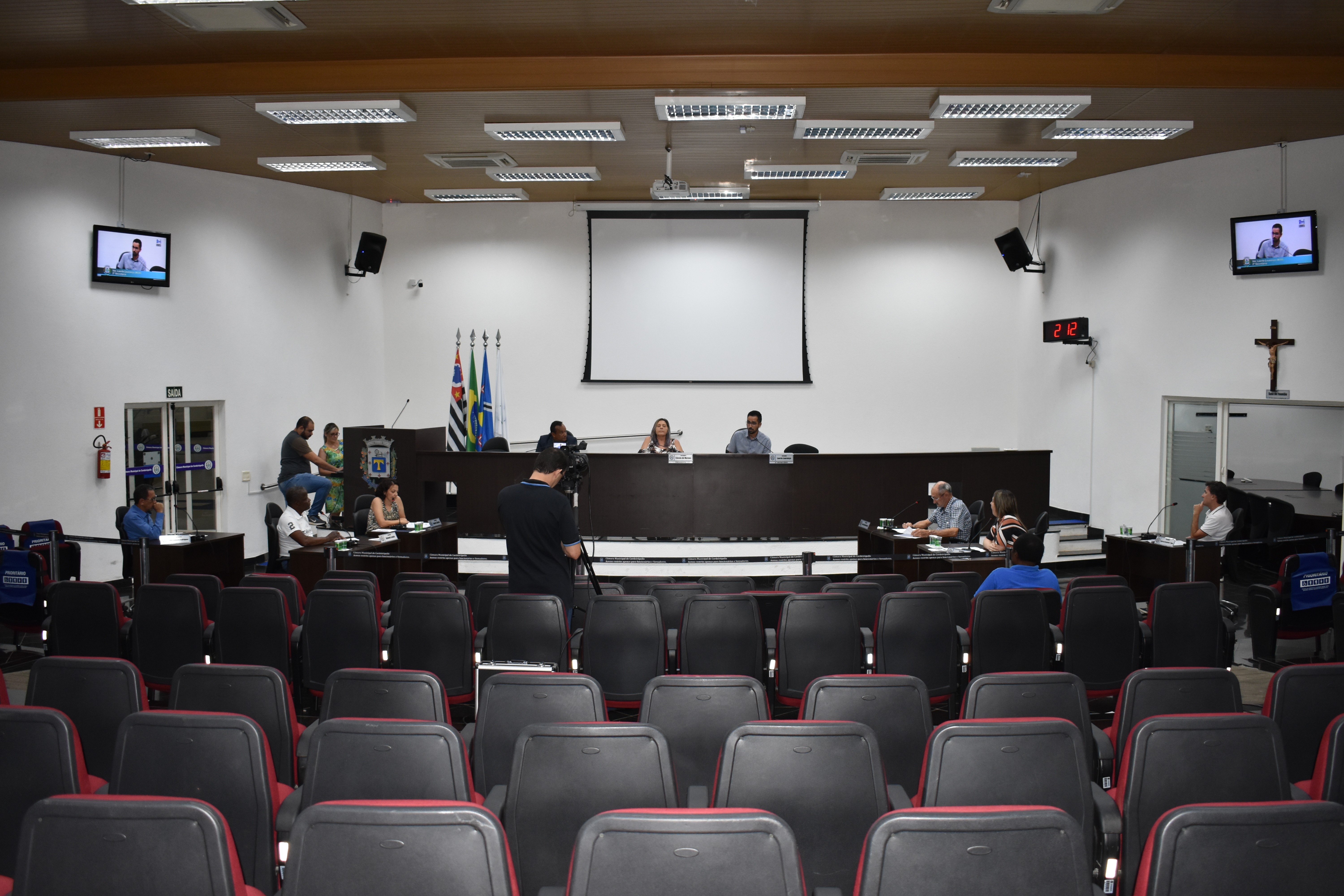 Imagem da notícia: Vereadores apresentam indicações durante a 34ª Sessão 