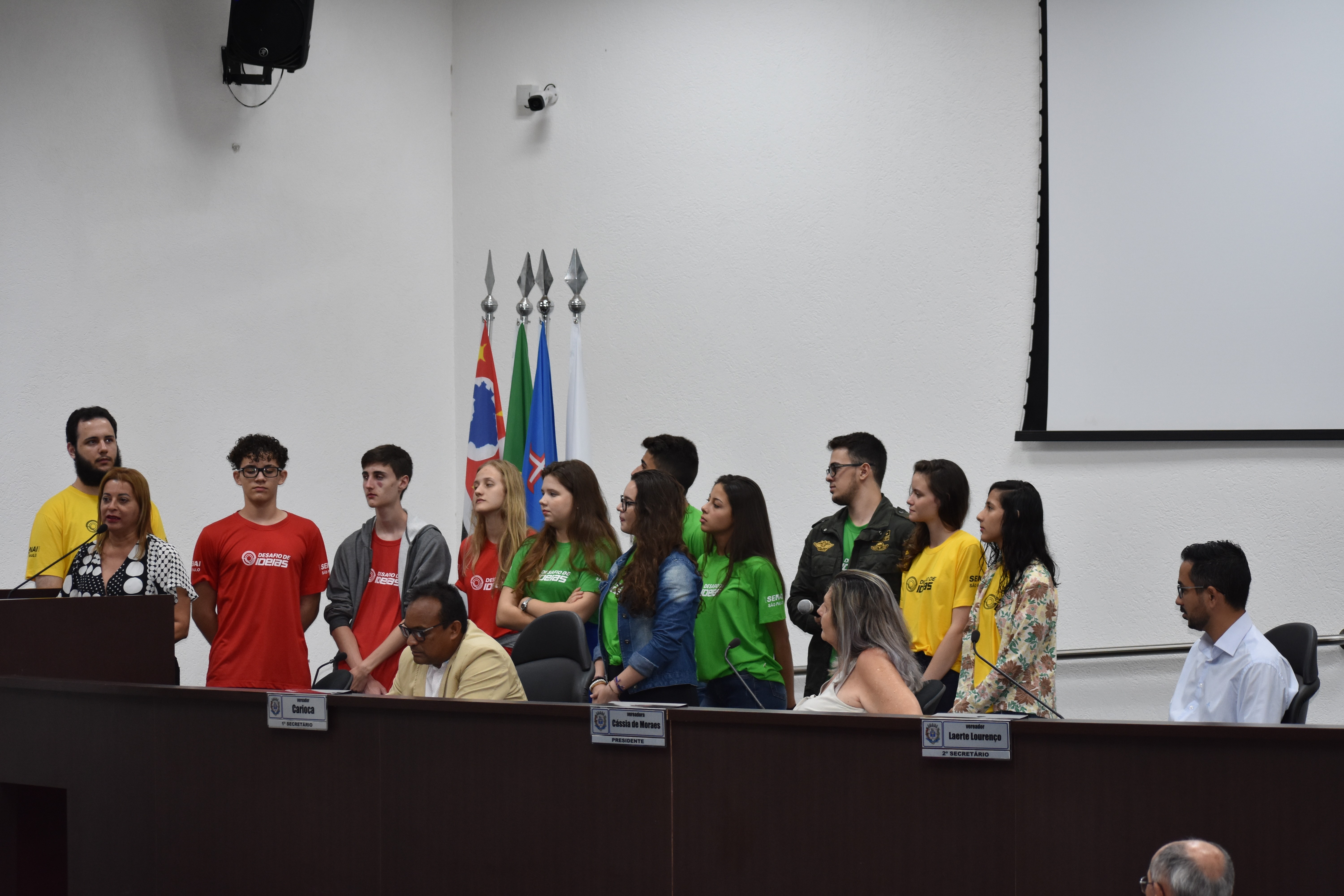 Imagem da notícia: Alunos usam Tribuna Livre para contar experiência durante Inova Indústria