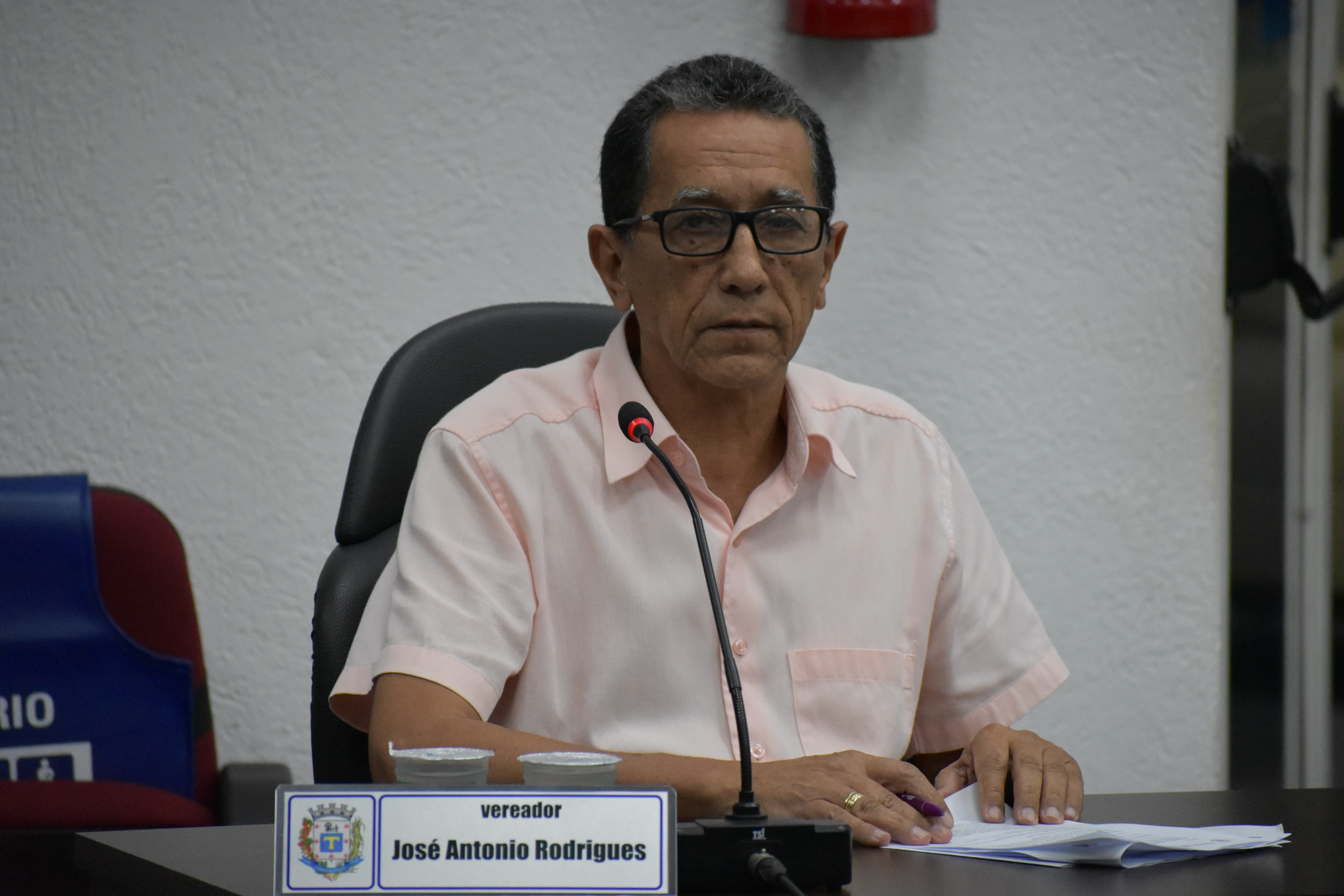 Imagem da notícia: Vereador apresenta Moção de congratulações a técnico do "Bela Vista"