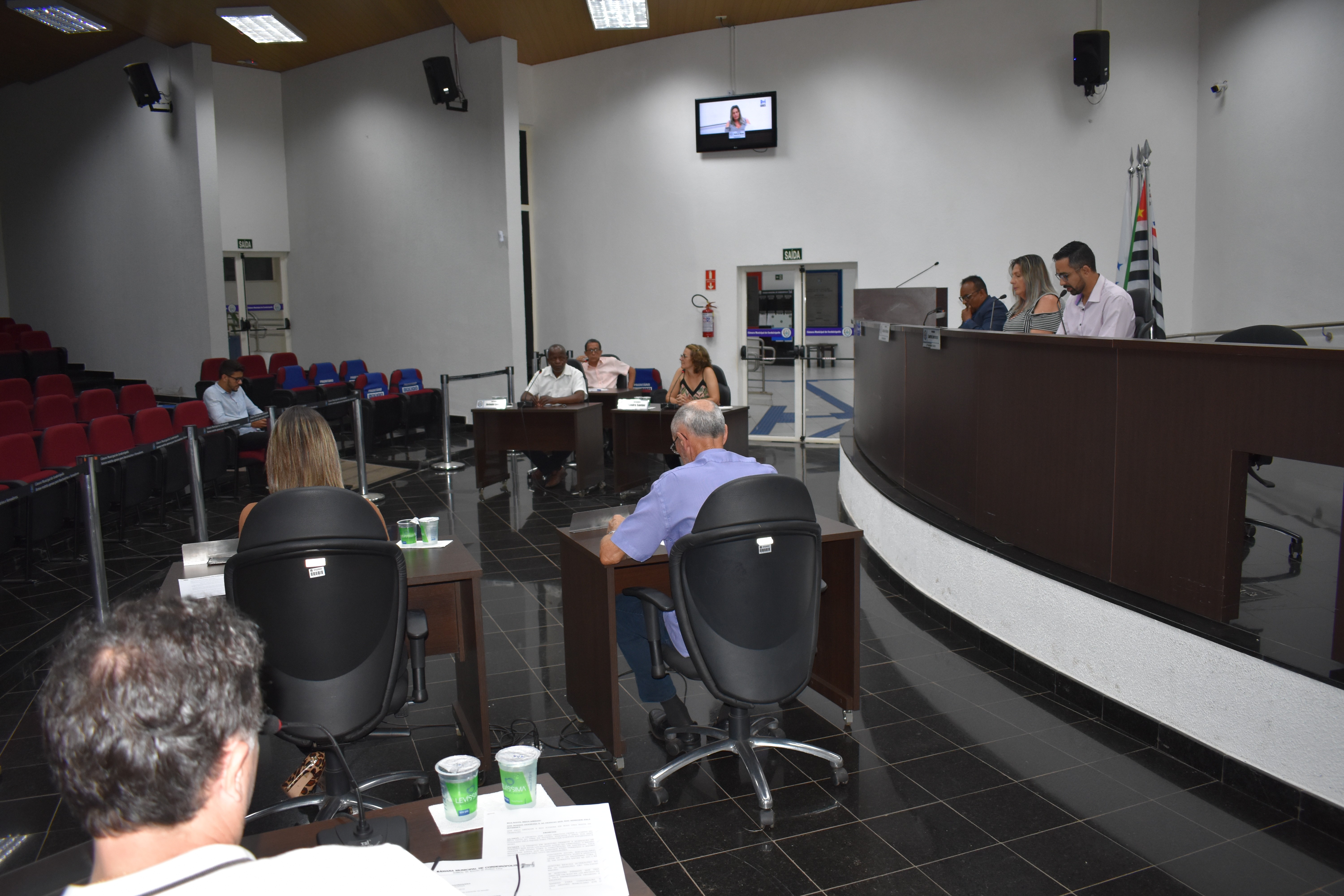 Imagem da notícia: Normas e fiscalização sanitária são aprovadas