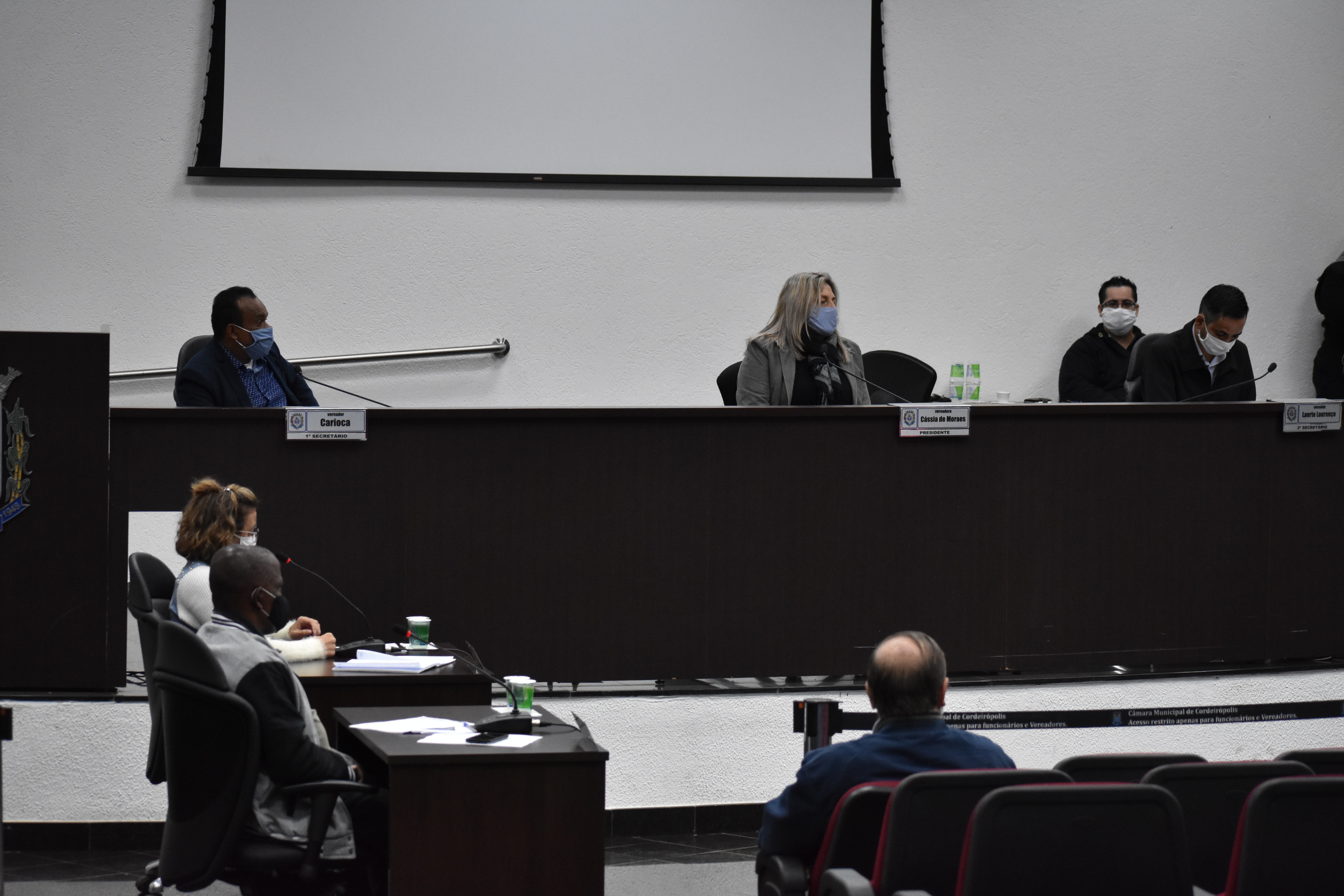 Imagem da notícia: Saúde e Serviços Públicos são as indicações feitas na Sessão Ordinária