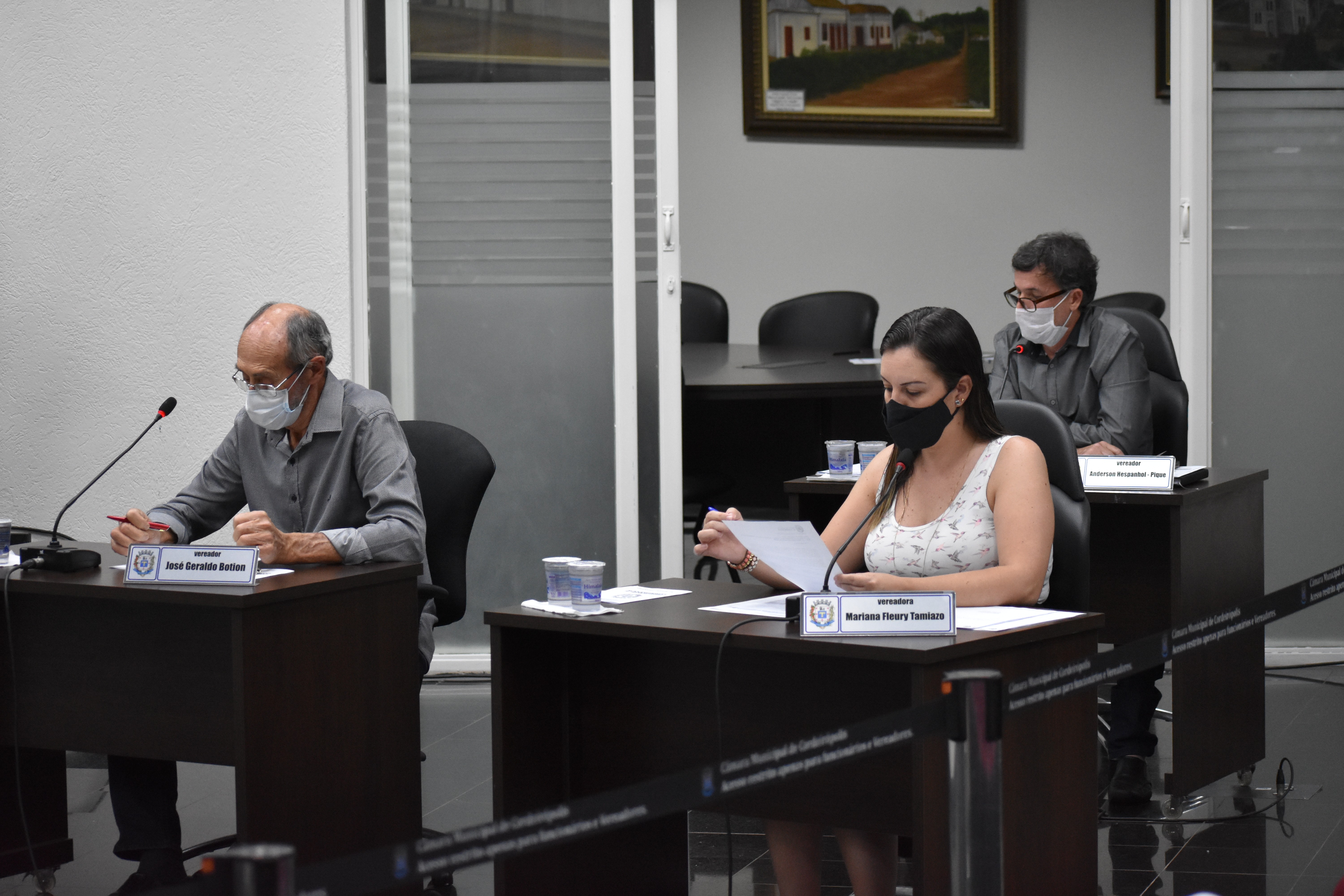 Imagem da notícia: Vereadores Pique e Mariana entram com Moção de apoio a emenda constitucional da Prisão em Segunda Instância