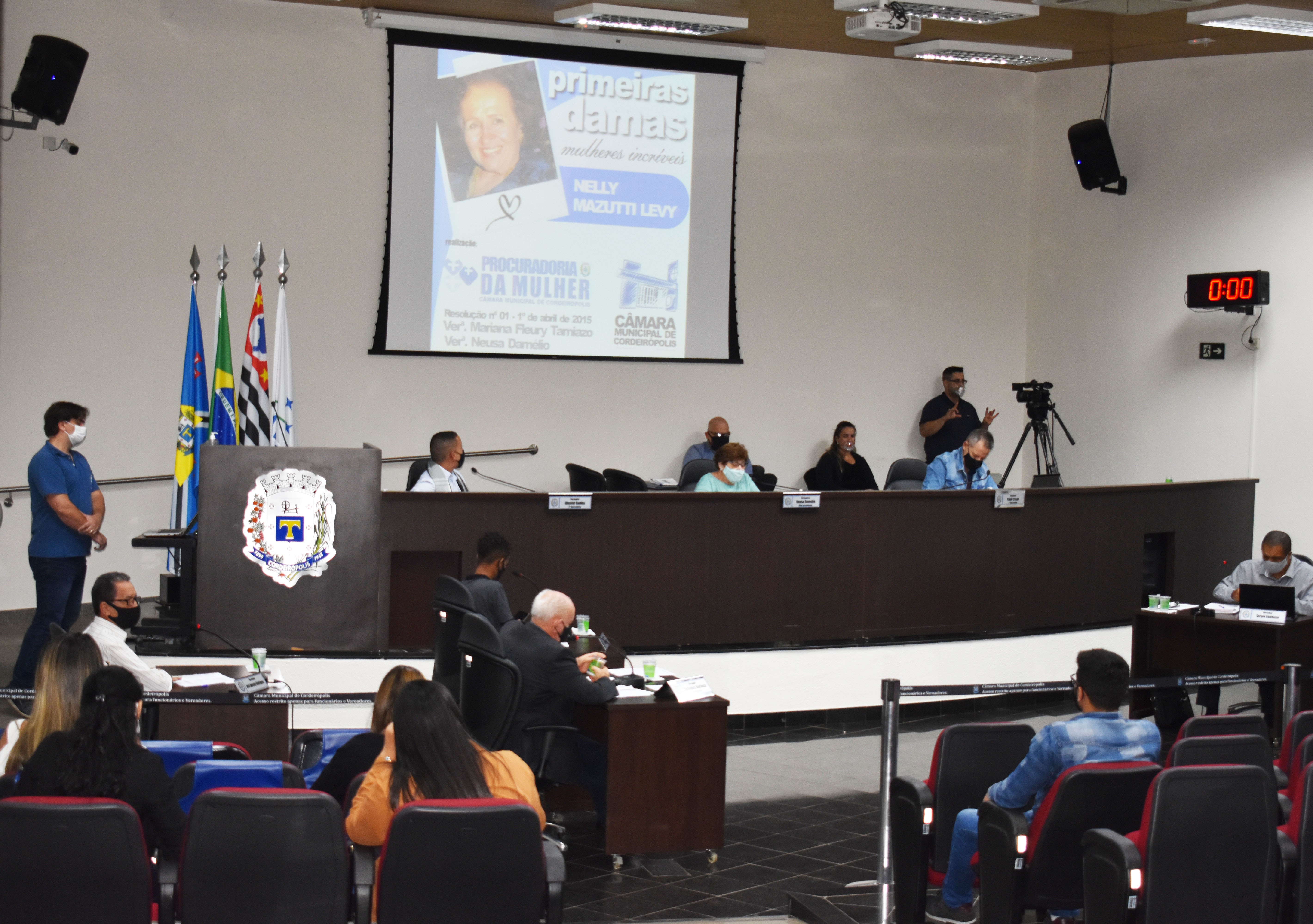 Imagem da notícia: Vereadores aprovam alterações do Programa "Comida na Mesa"