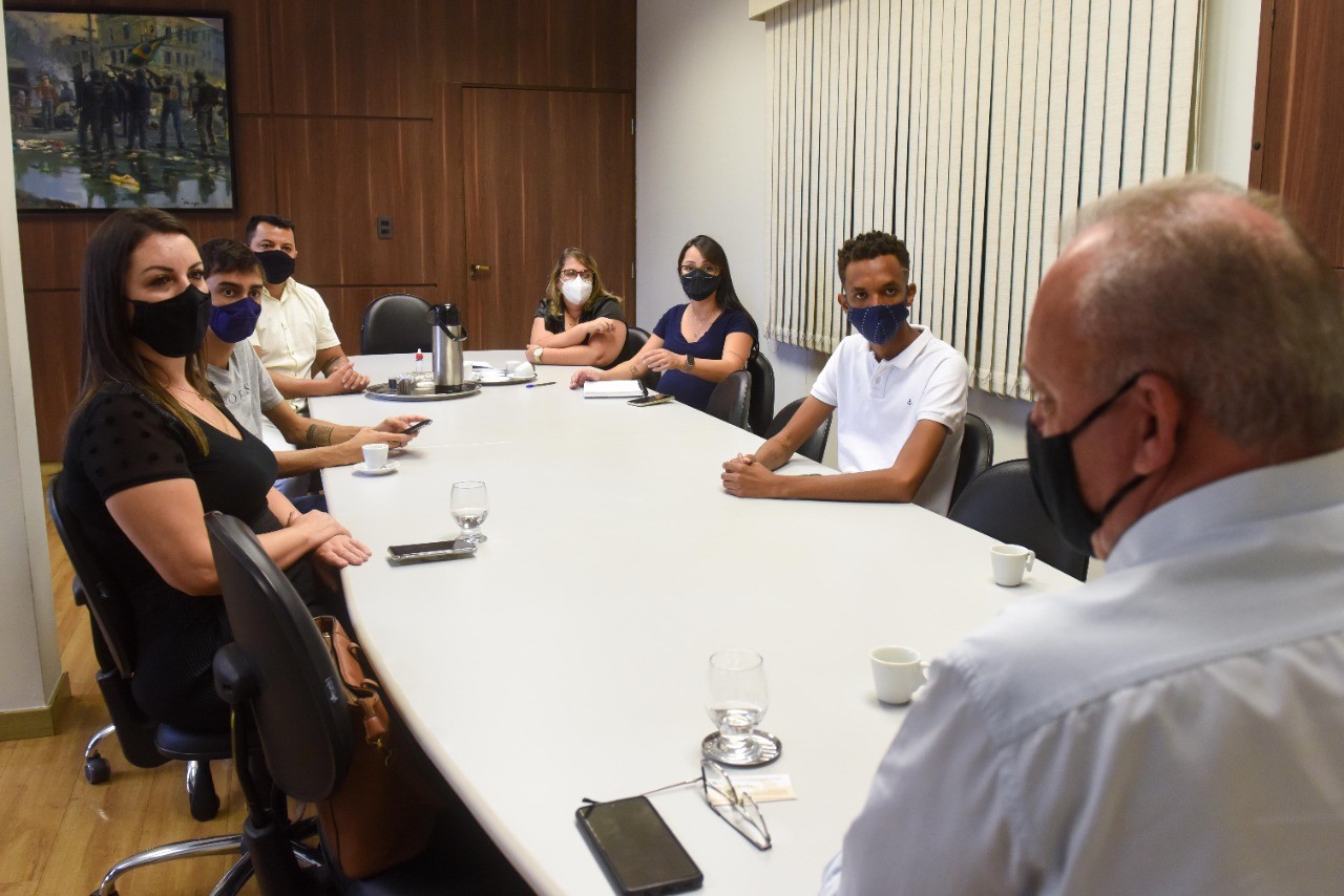 Imagem da notícia: Vereadores visitam Escola do Legislativo em Piracicaba