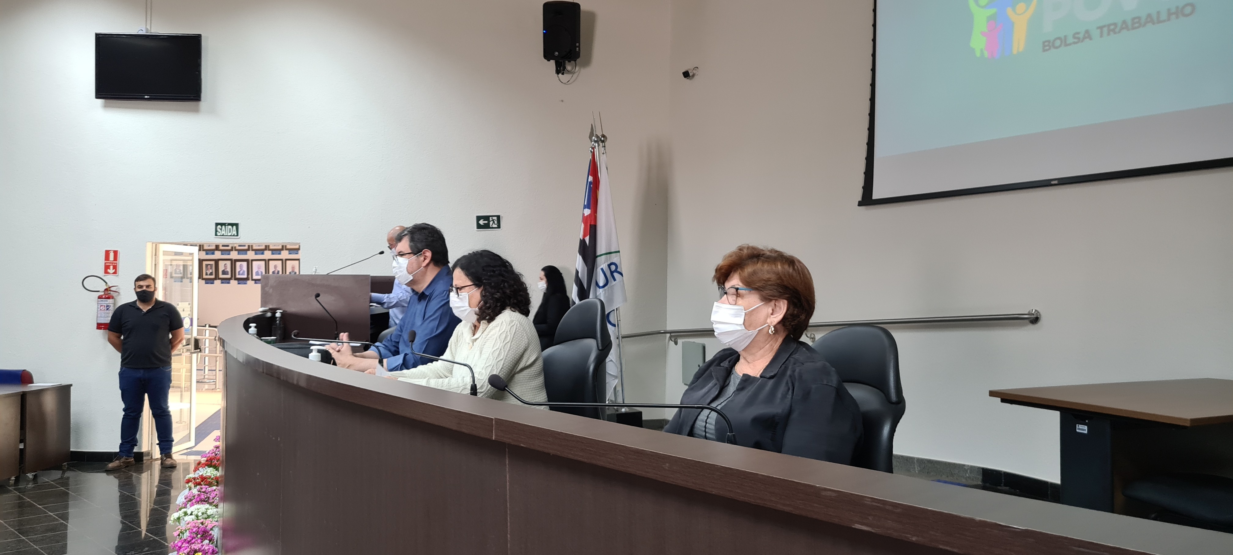 Imagem da notícia: Vereadores participam do lançamento do Bolsa Trabalho