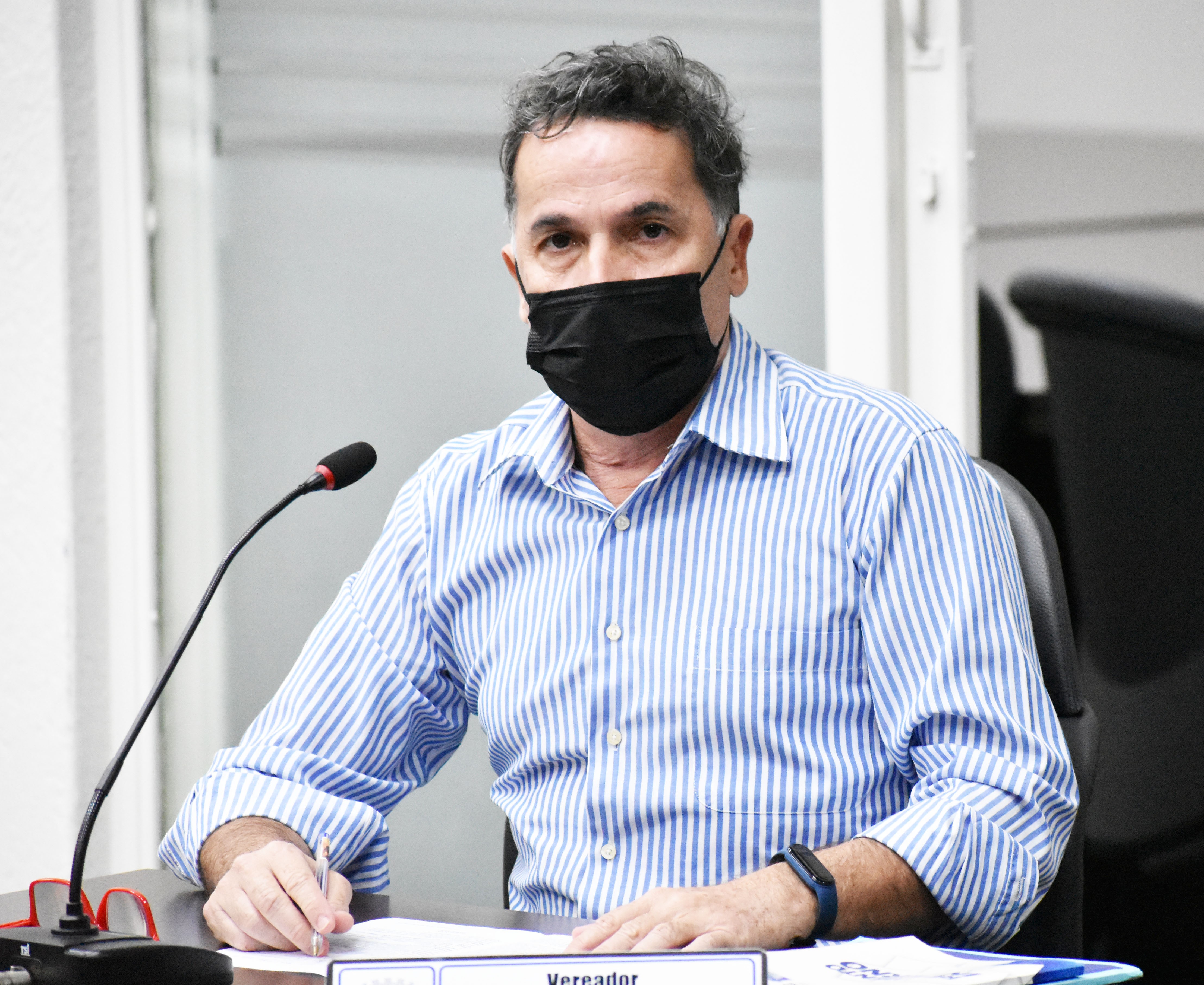 Imagem da notícia: Vereador Anderson Hespanhol faz Moção de congratulações aos organizadores do livro Ibicaba 