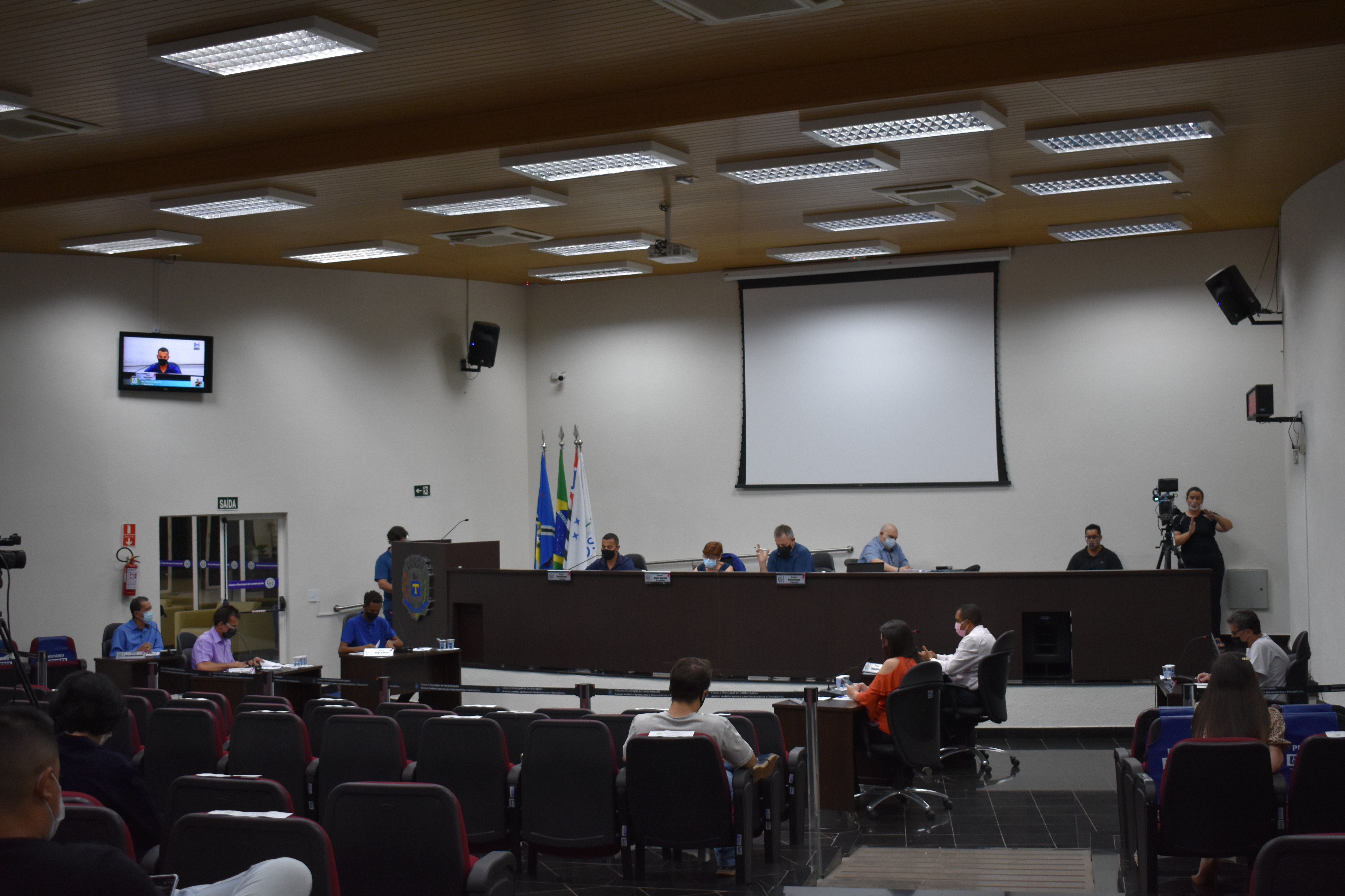 Imagem da notícia: Vereadores aprovam permuta de área para infraestrutura de anel viário 