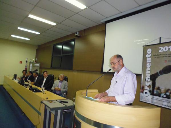 Imagem da notícia: Reforçado o pedido de polo logístico