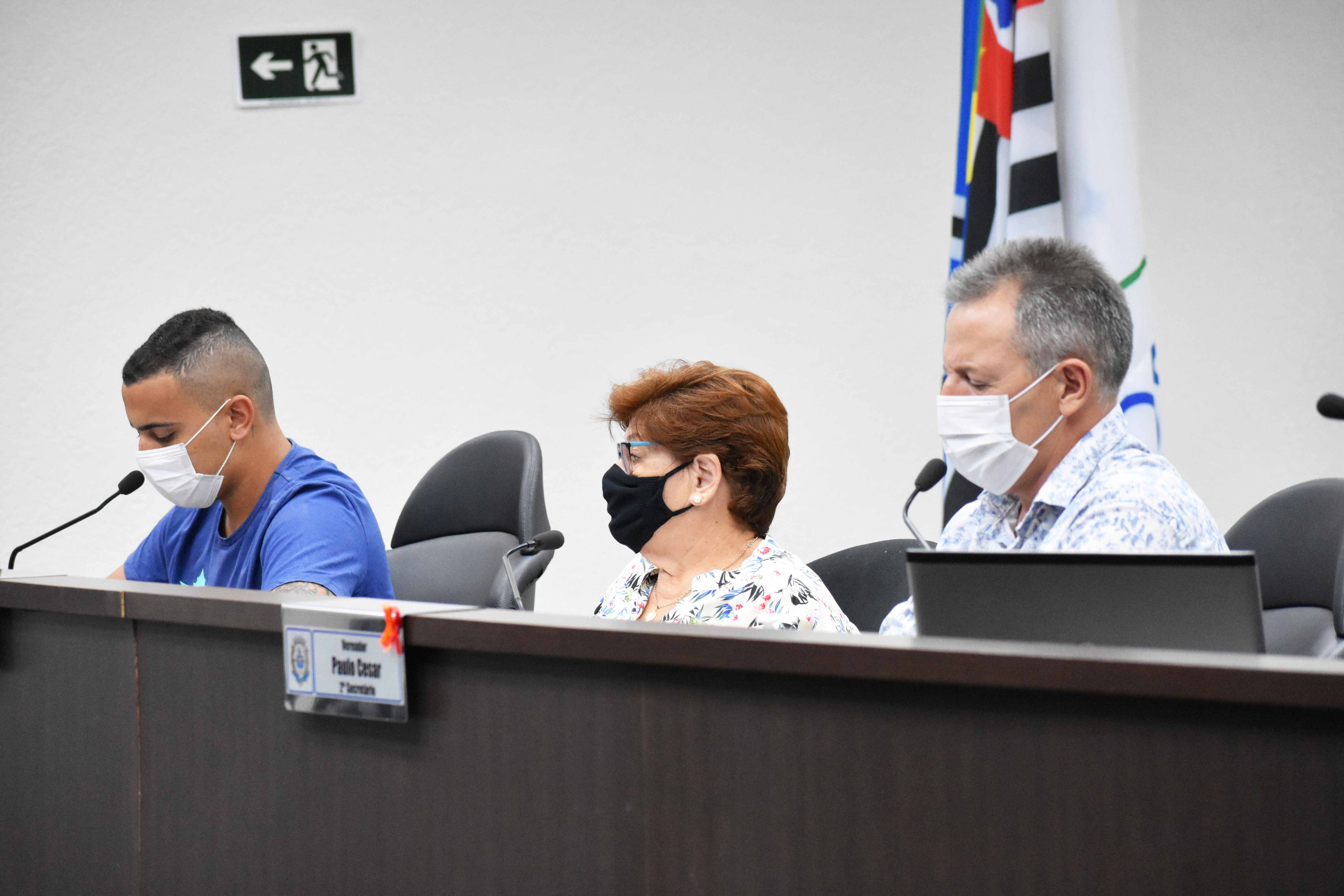 Imagem da notícia: É aprovado alteração  de Projeto de Lei Complementar do quadro de zoneamento de uso e ocupação de solo