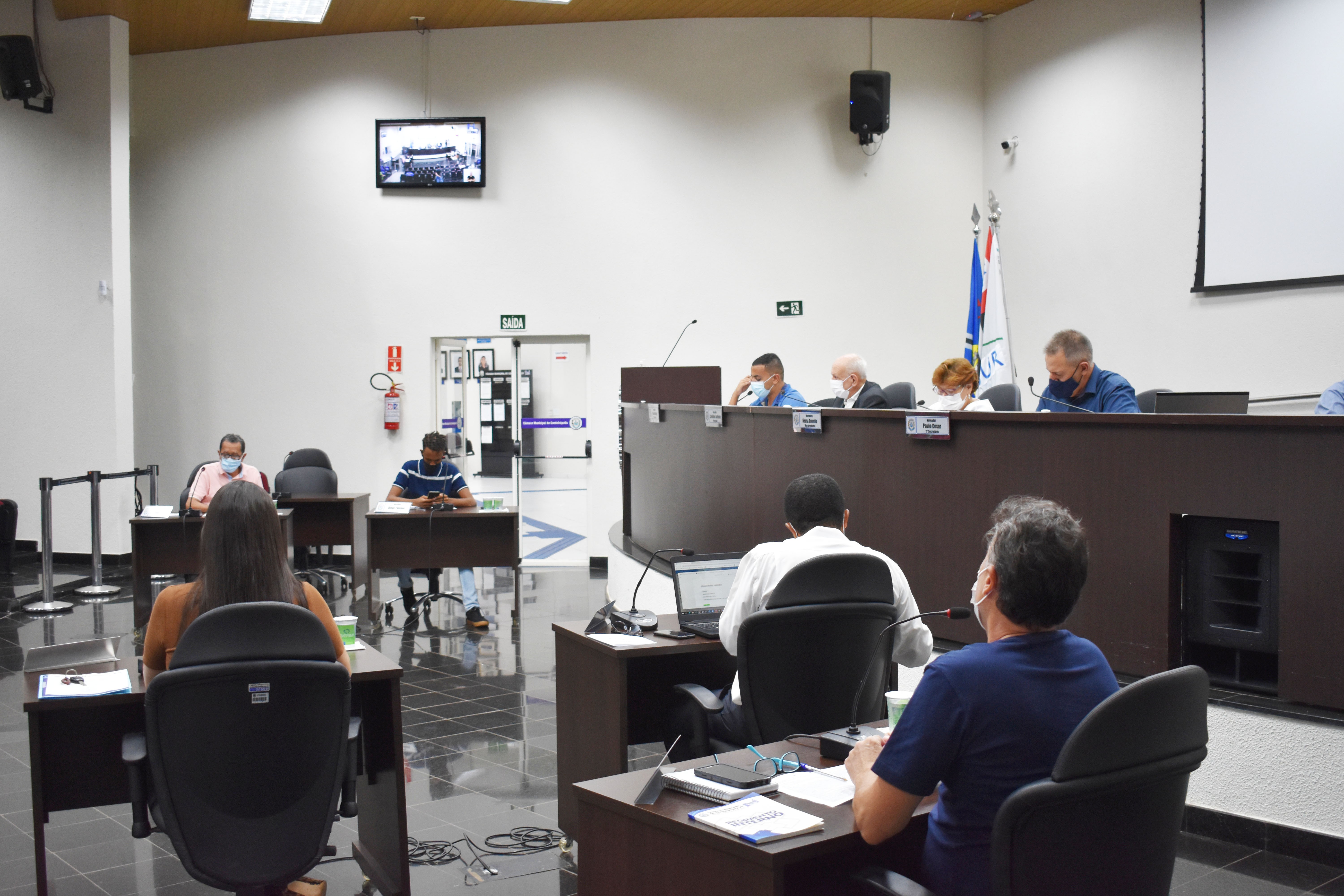 Imagem da notícia: Vereadores aprovam aumento de 14,5% da cesta básica do servidor público