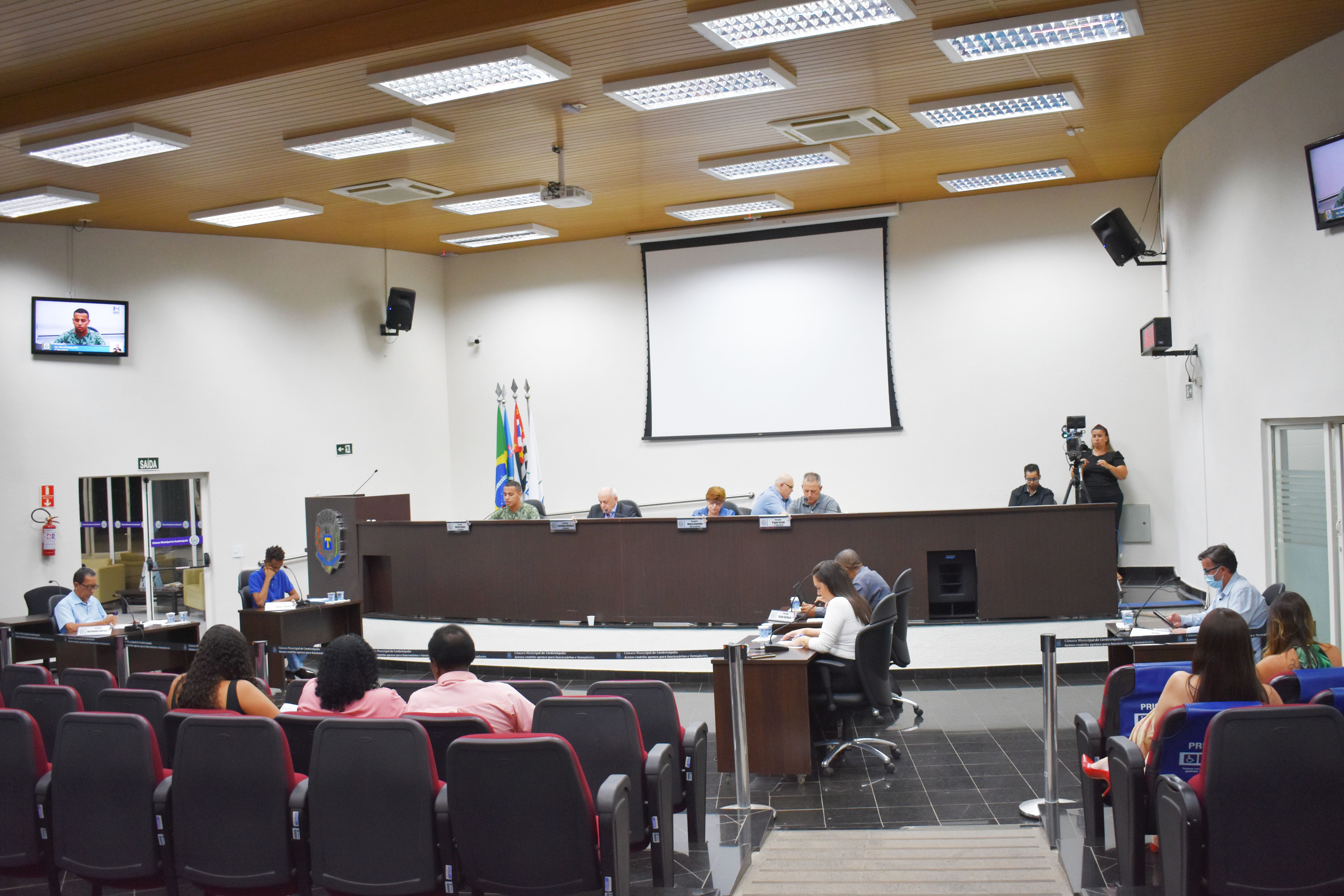 Imagem da notícia: Serviços estão na maioria dos pedidos dos vereadores