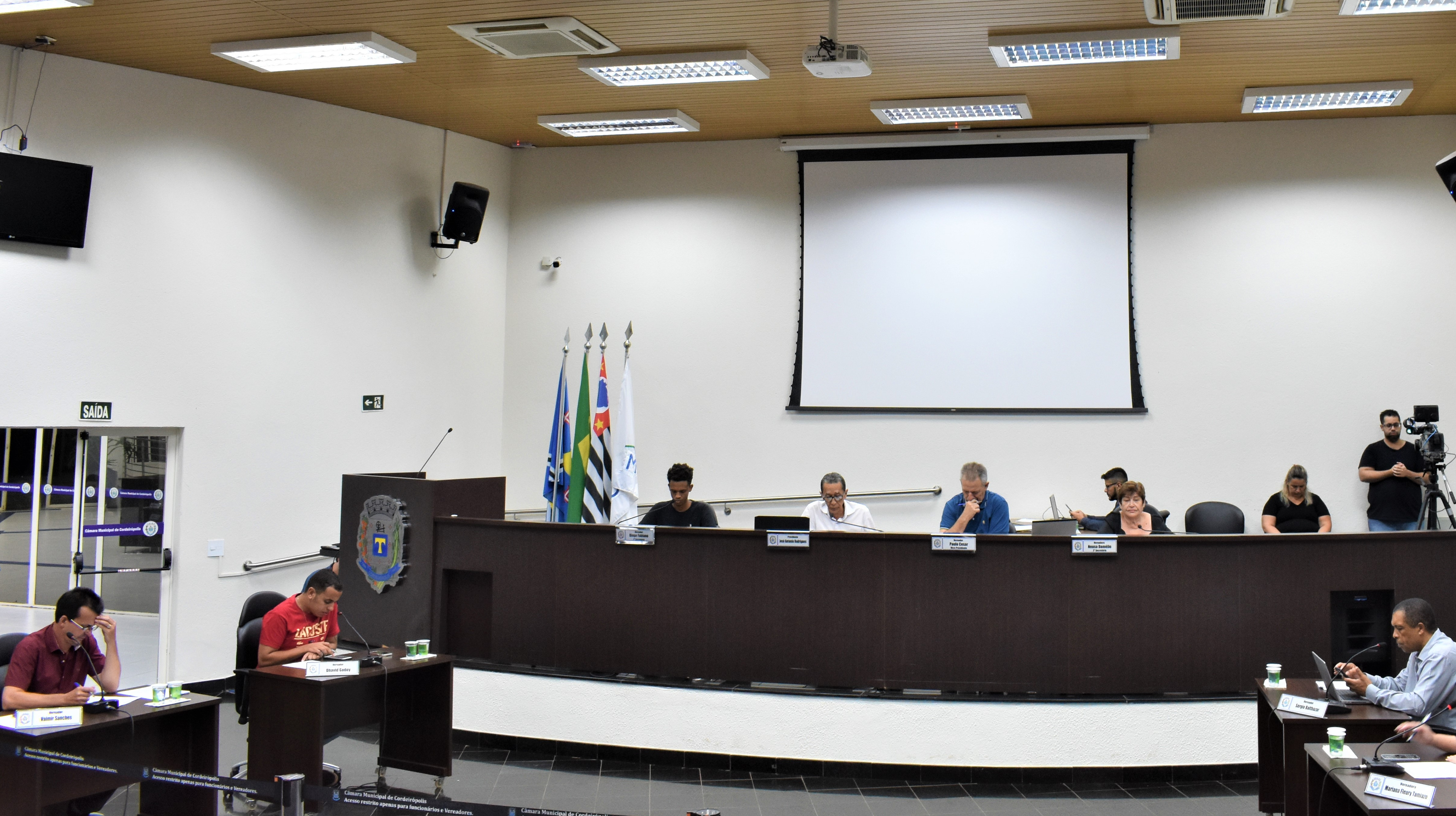 Imagem da notícia: Requerimentos de informações e moção de apelo aprovados na 7ª Sessão de 2023