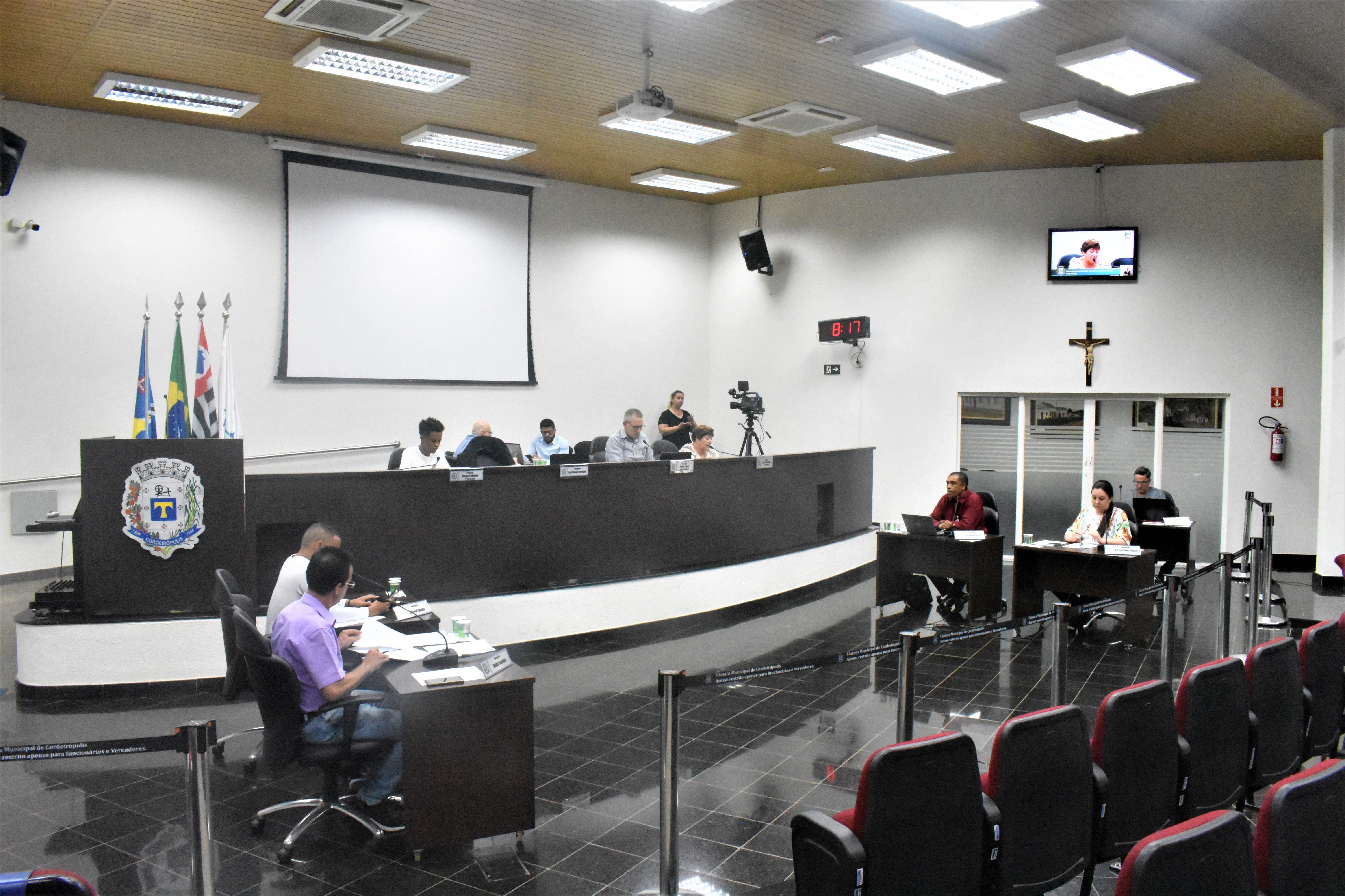 Imagem da notícia: Vereadores aprovam projetos do Executivo na 09ª Sessão Ordinária