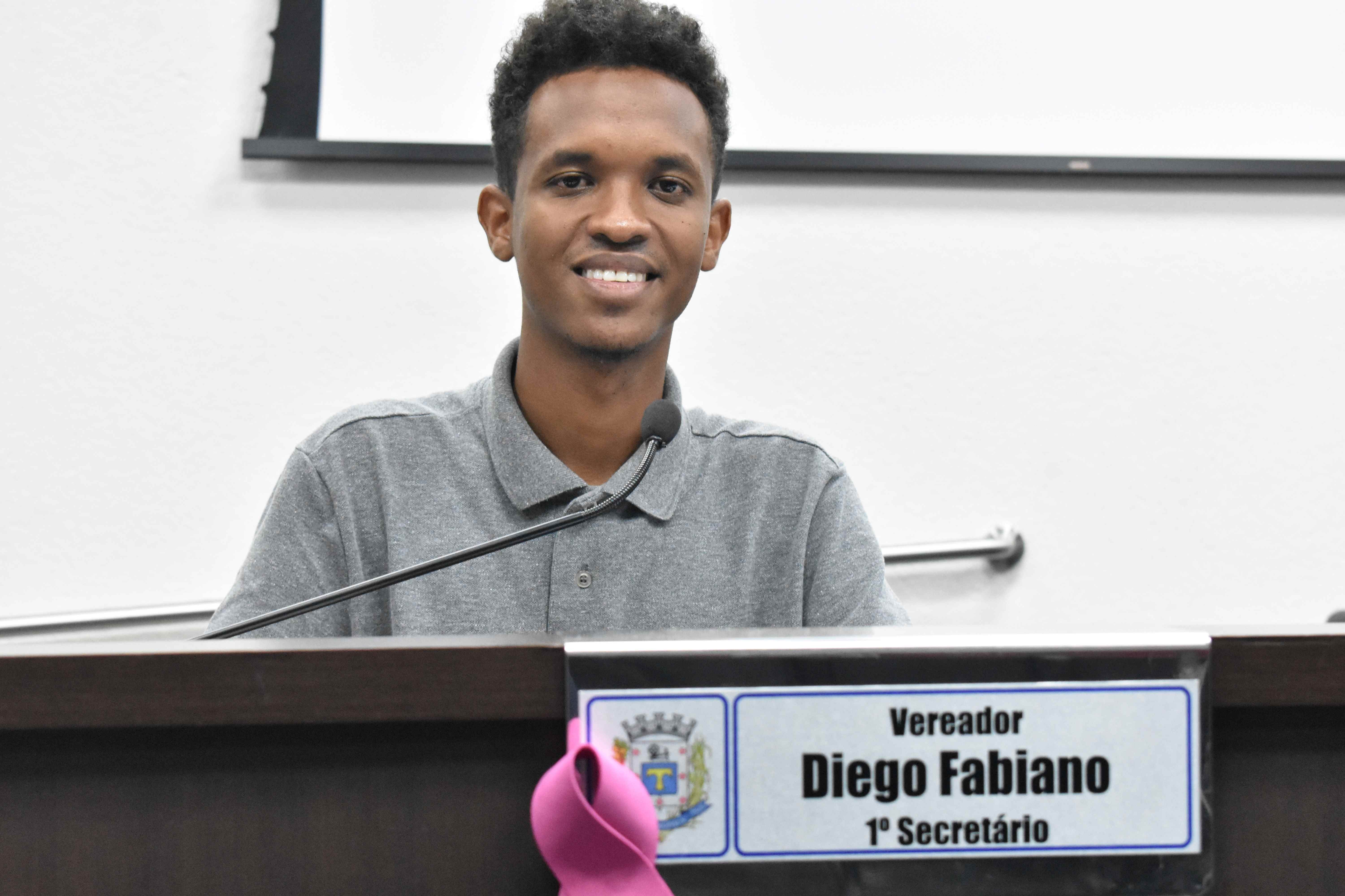 Imagem da notícia: Ver. Diego apela por "passes livres" para estudantes do ENEM 2023