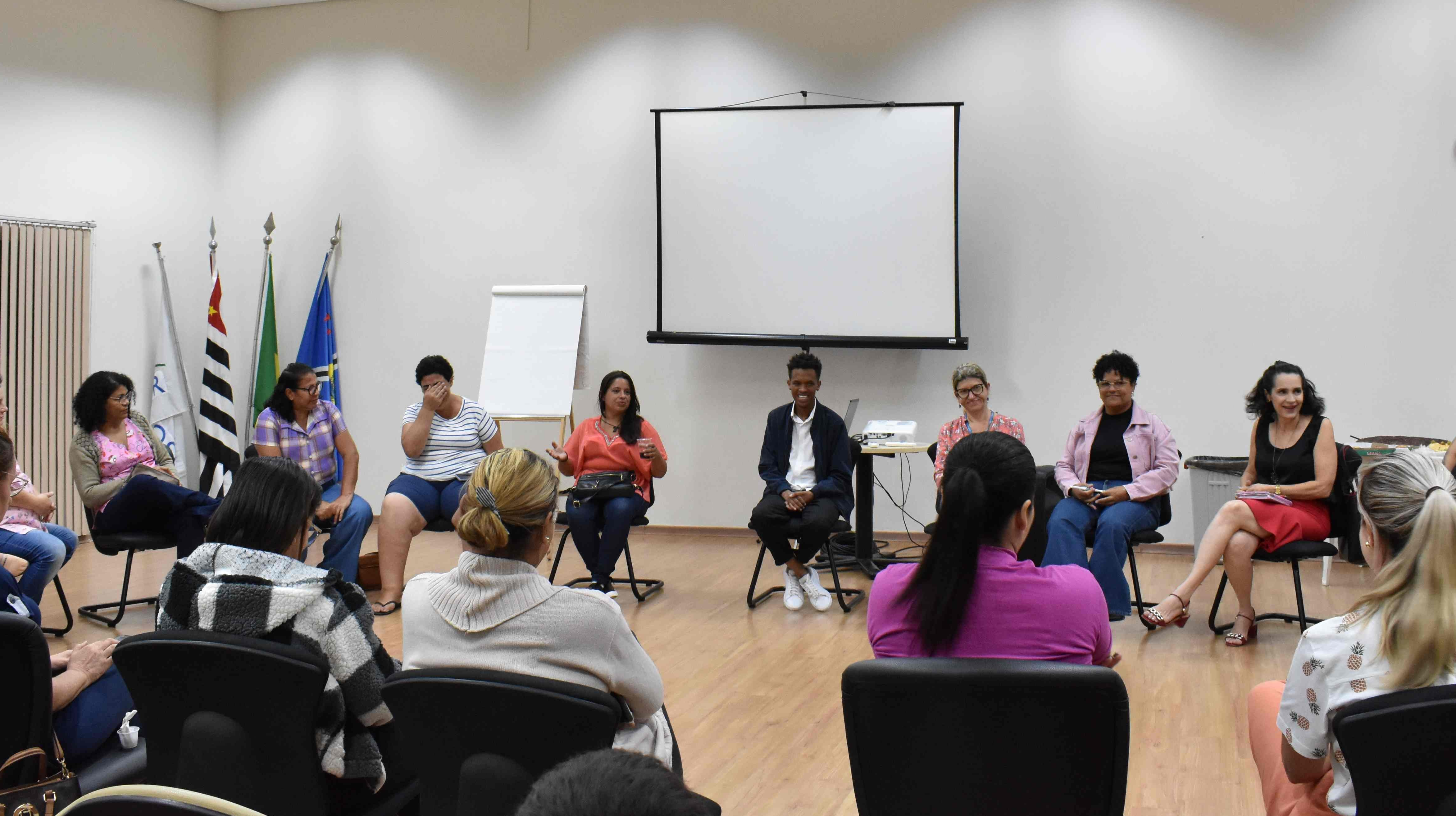 Imagem da notícia: Café da manhã e roda de conversa, acontece na Câmara Municipal de Vereadores