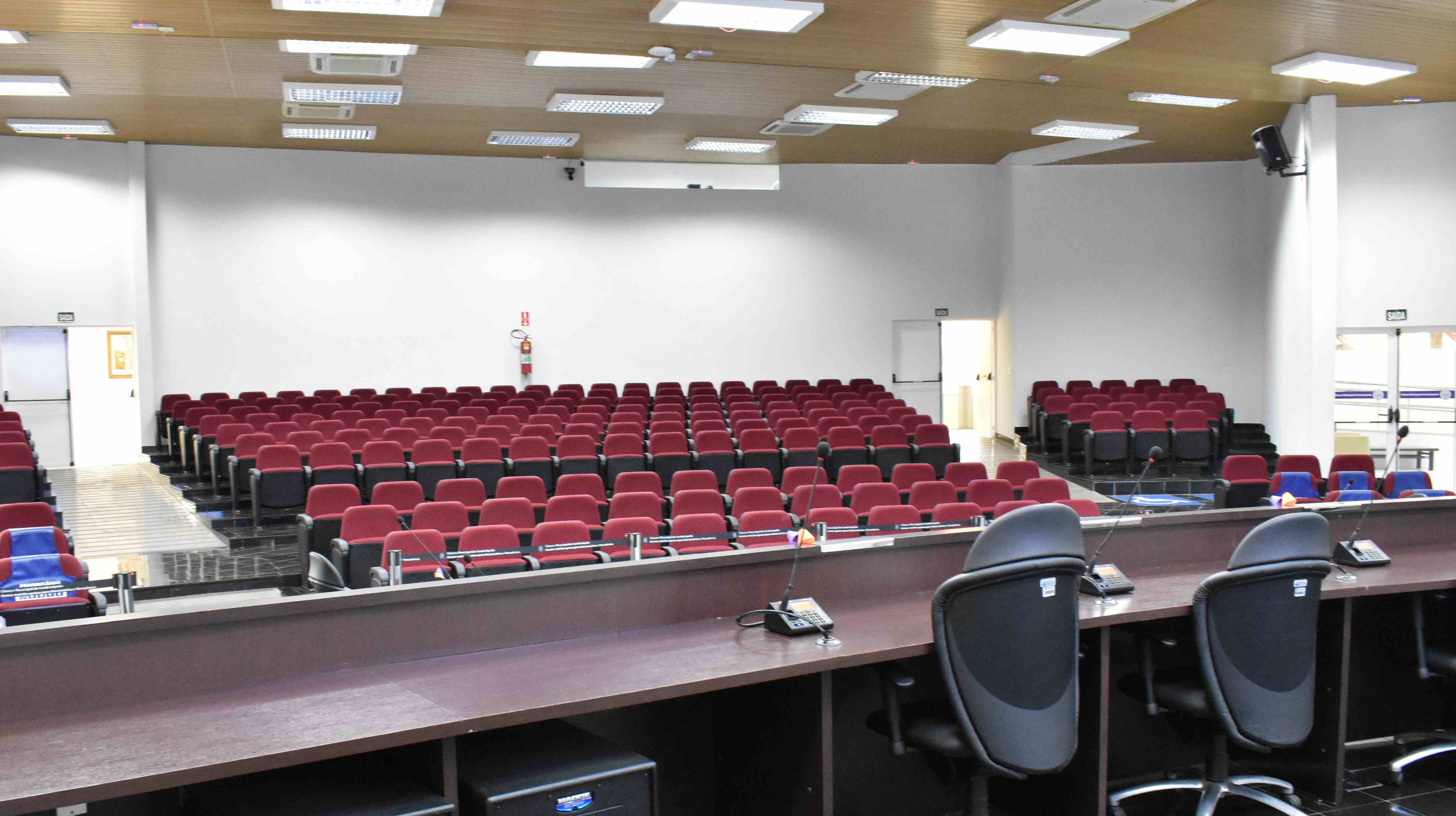 Imagem da notícia: Câmara Municipal retoma as sessões na próxima terça-feira