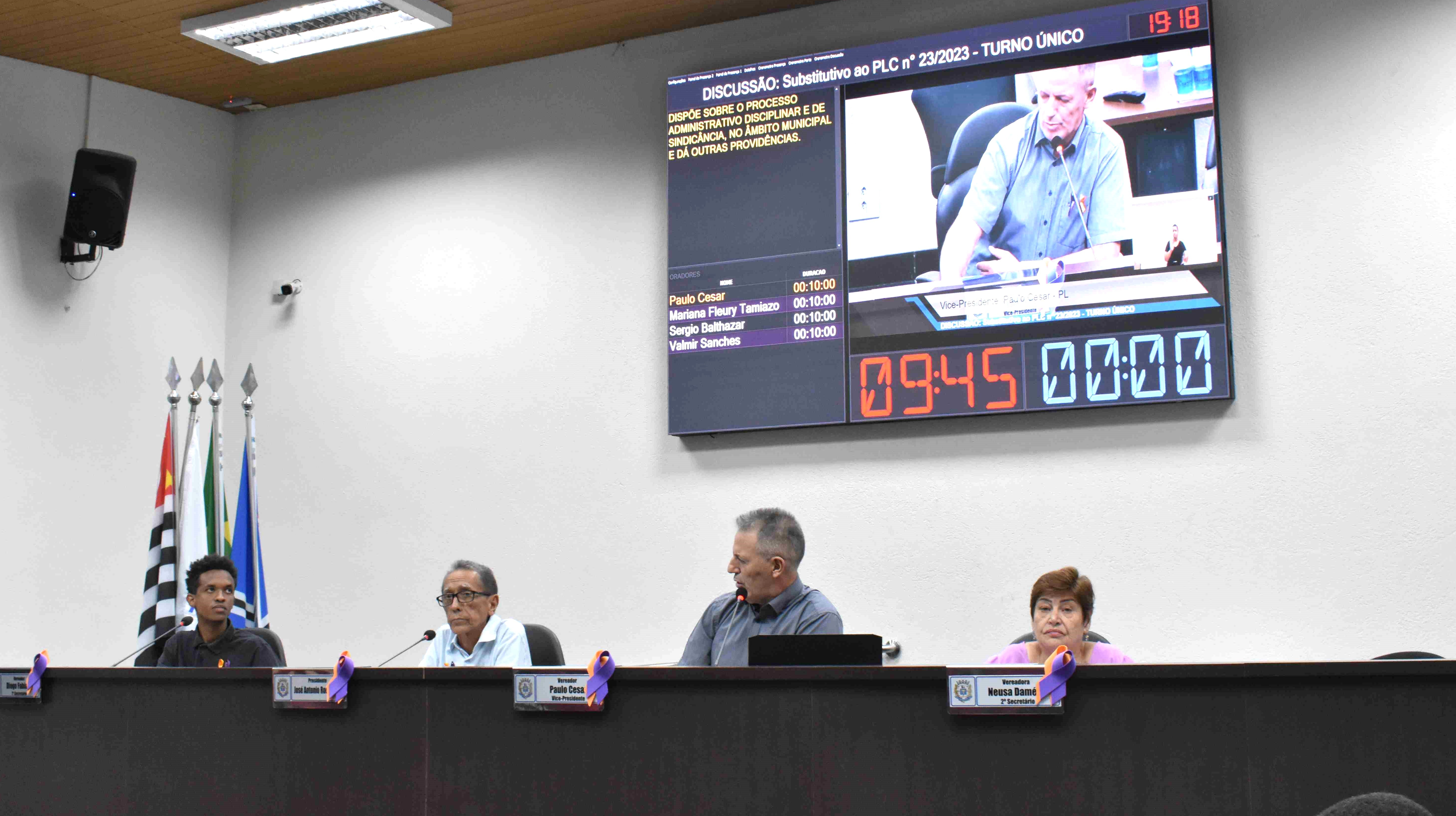 Imagem da notícia: Aprovado na 1ª sessão do ano, Substitutivo ao PLC 23/2023, de autoria do Executivo