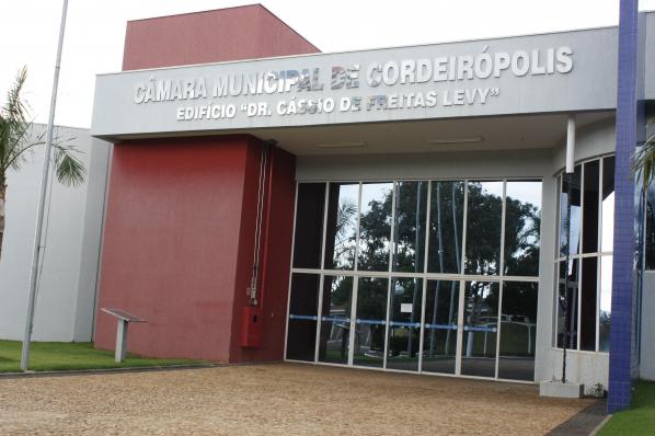 Imagem da notícia: Câmara lança edital para reforma