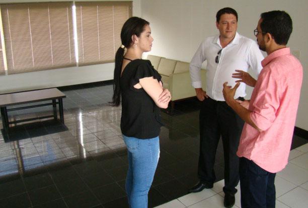 Imagem da notícia: Presidente e secretário estudam mudanças pra gerar economia 