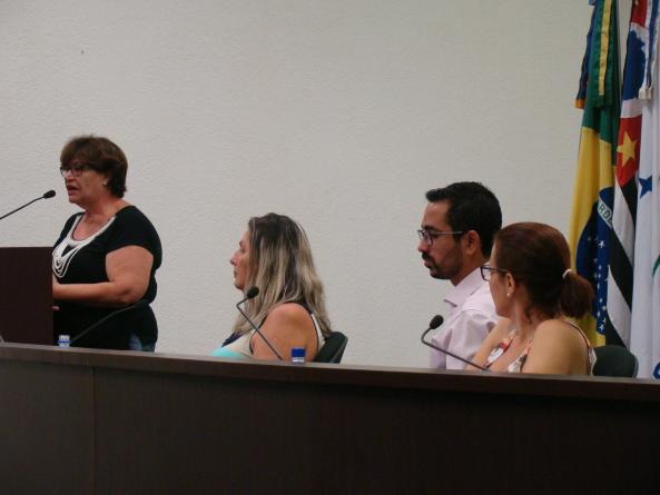 Imagem da notícia: Vereadores pedem aumento no cartão alimentação aos servidores