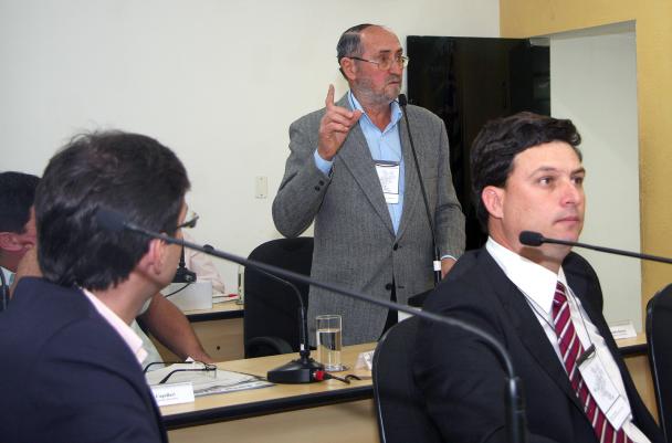 Imagem da notícia: Vereadores participam da reunião de criação do Parlamento Regional do Aglomerado Urbano de Piracicaba