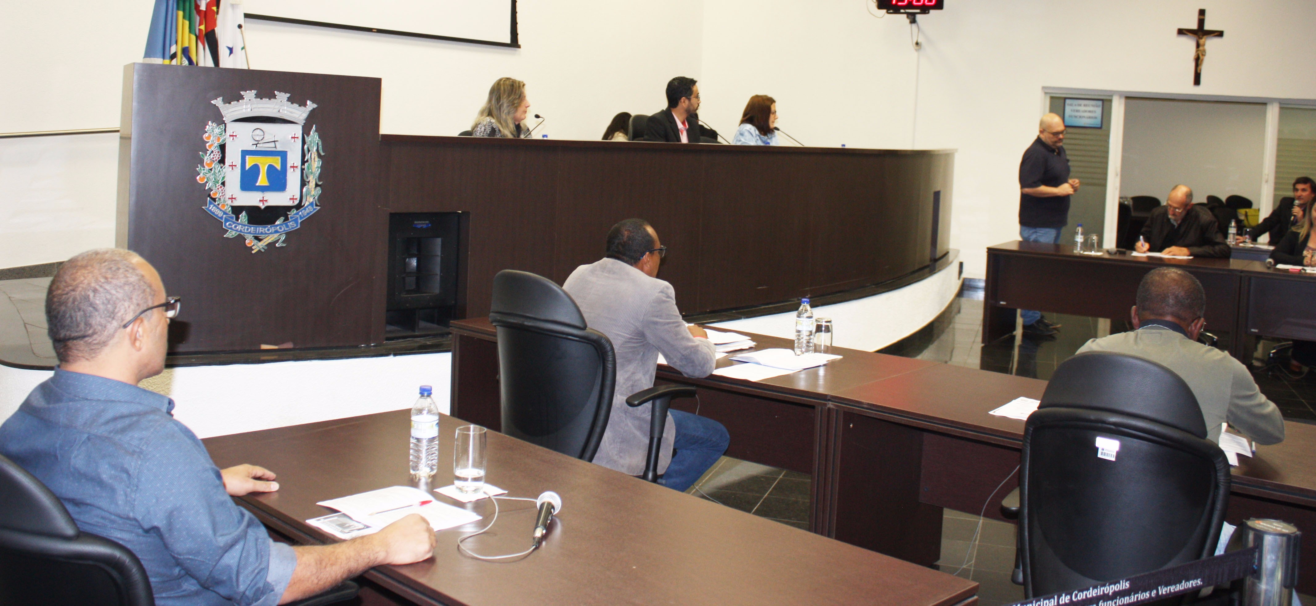 Imagem da notícia: Após recesso vereadores retornam com requerimentos e indicações