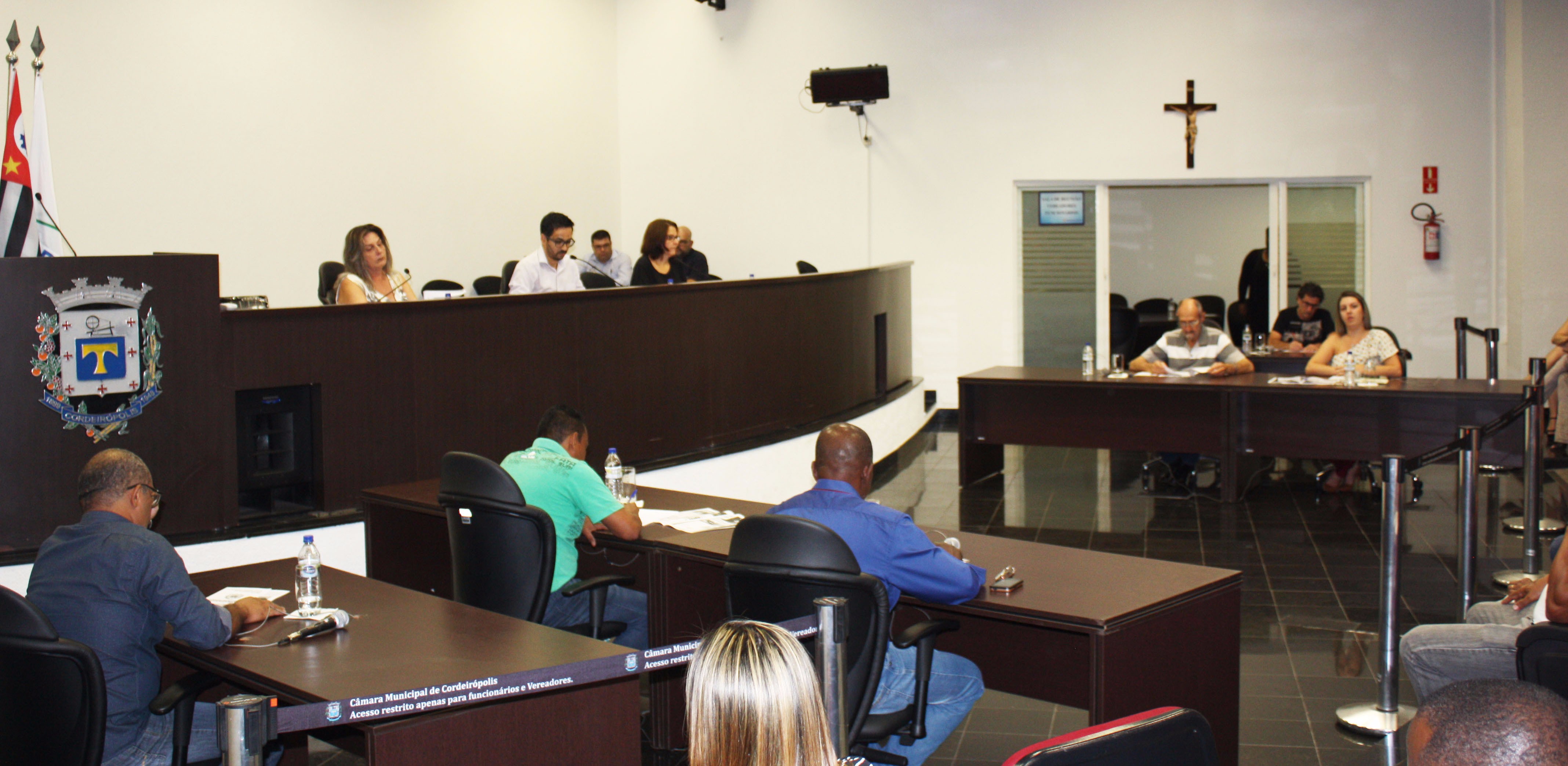 Imagem da notícia: Vereadores aprovam PPA e PDV