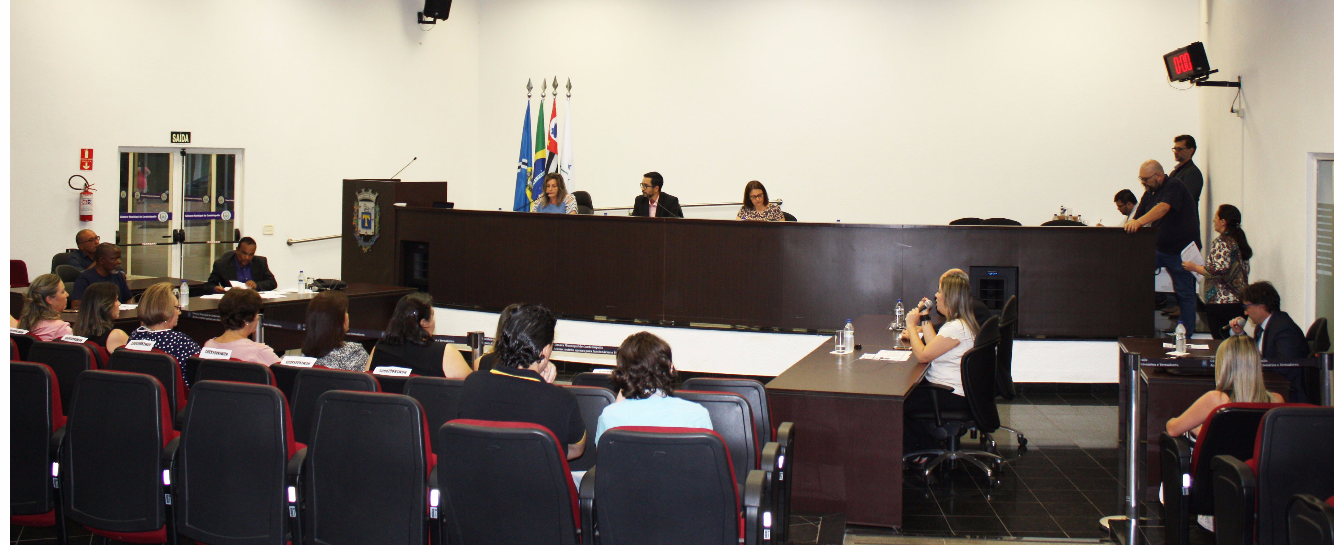 Imagem da notícia: Requerimentos, indicações e homenagens marcam a 32ª Sessão