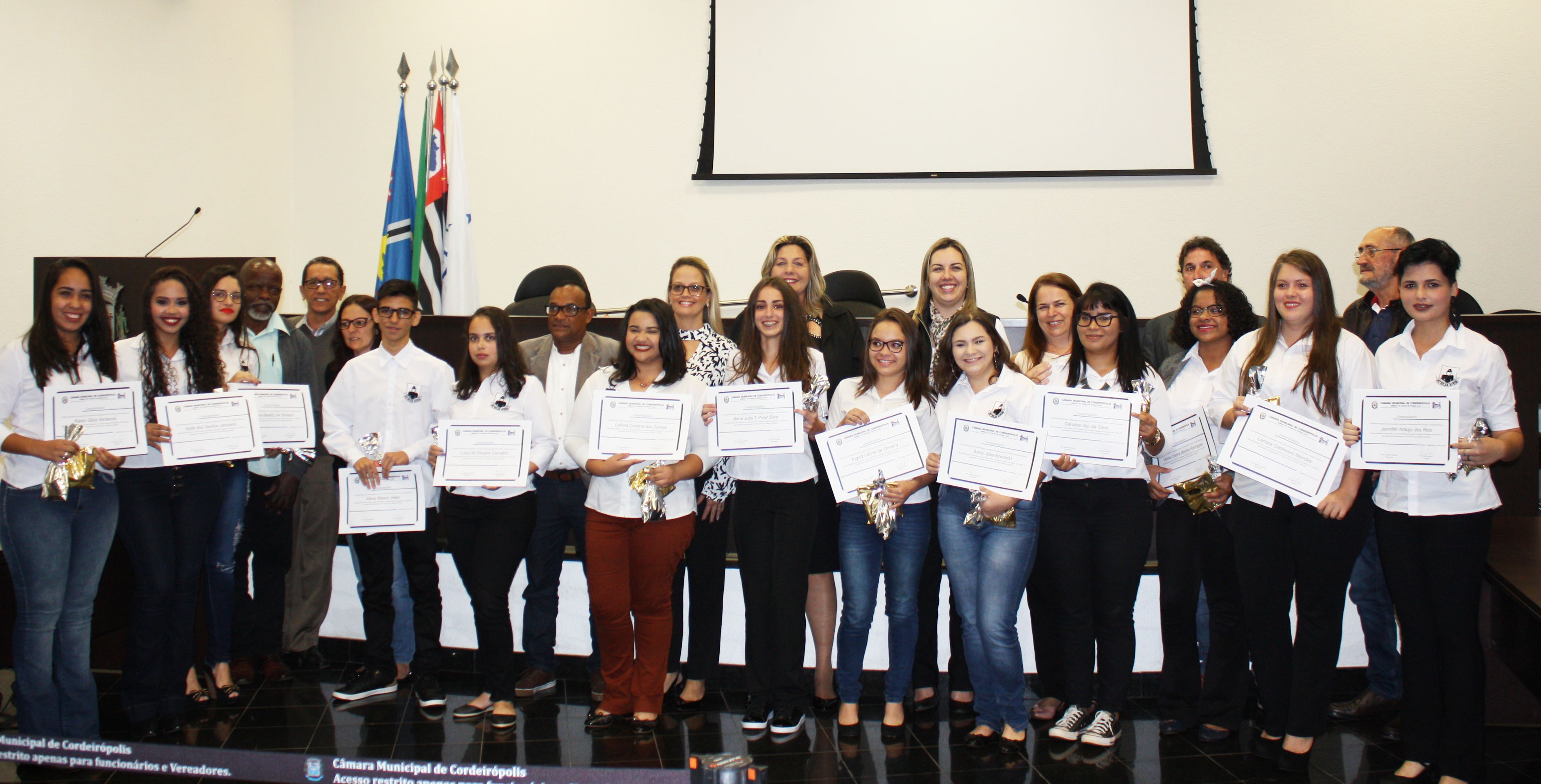 Imagem da notícia: Patrulheiros recebem homenagens na Câmara  