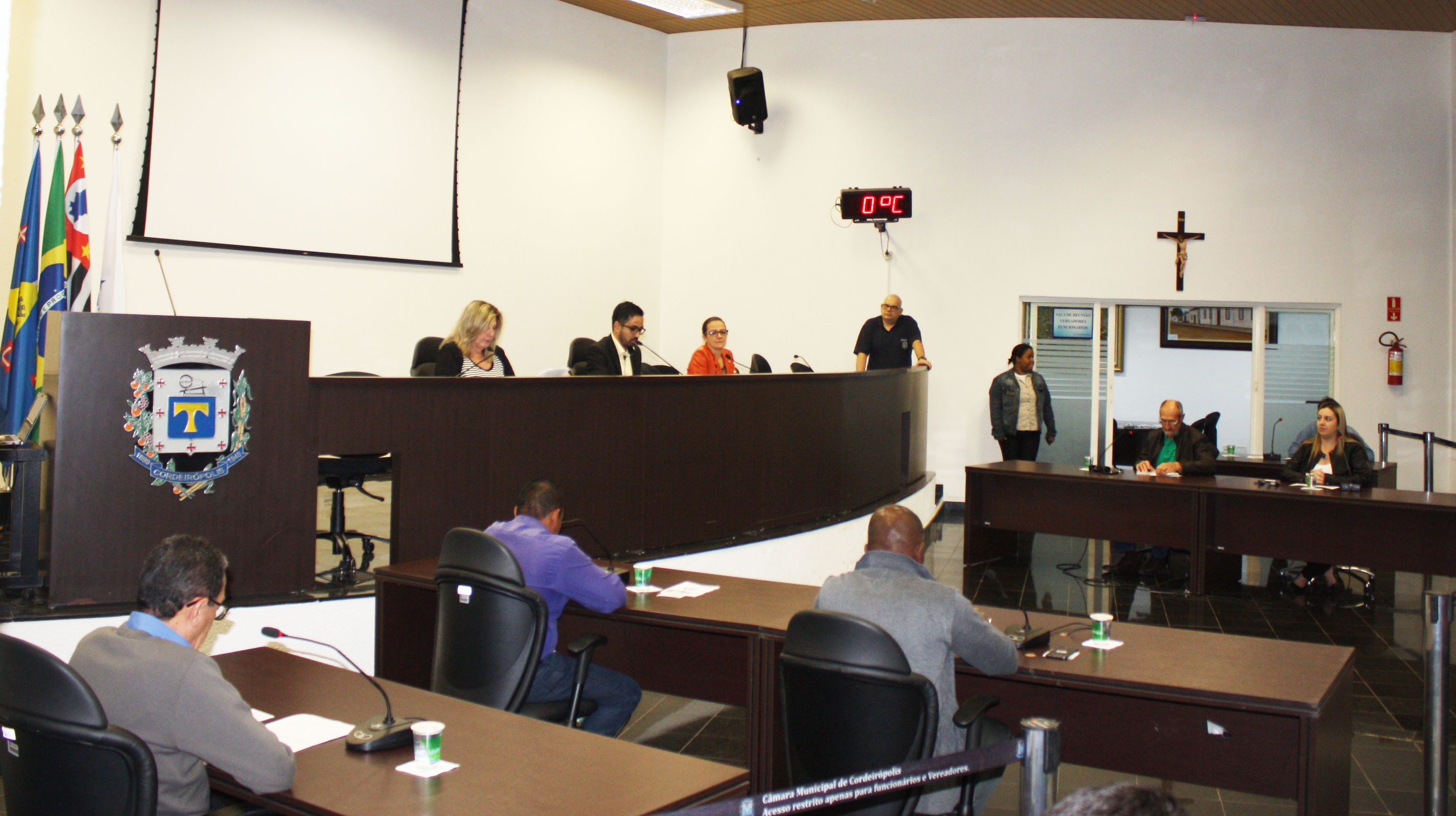 Imagem da notícia: Requerimento e Indicações são aprovadas durante a 22ª Sessão Ordinária