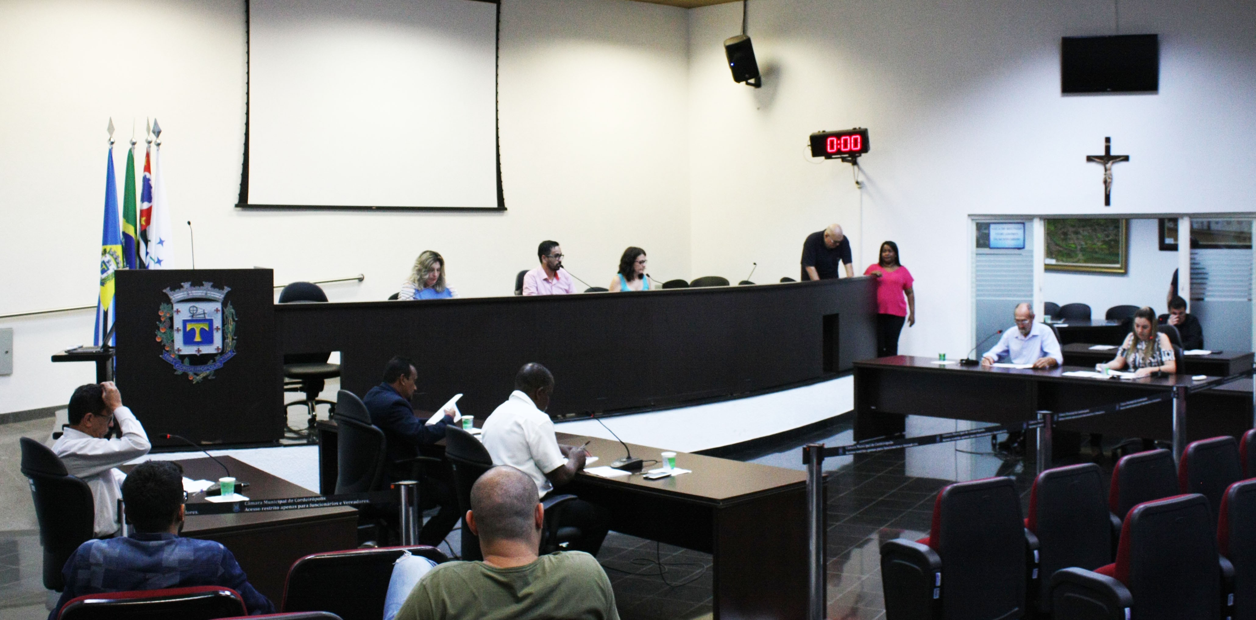 Imagem da notícia: Vereadores apresentam indicações durante a 34ª Sessão Ordinária 